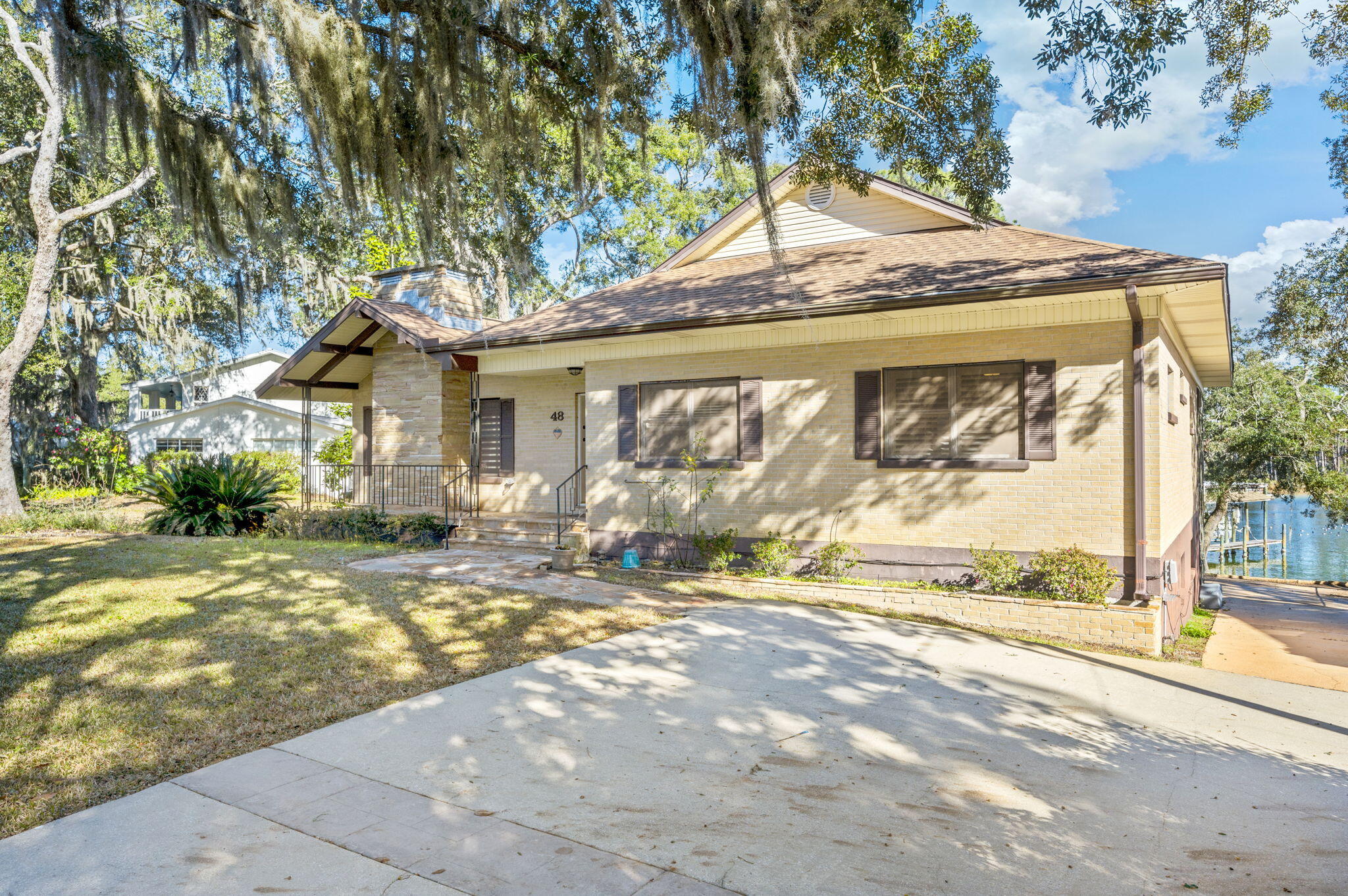Poquito Bayou - Residential