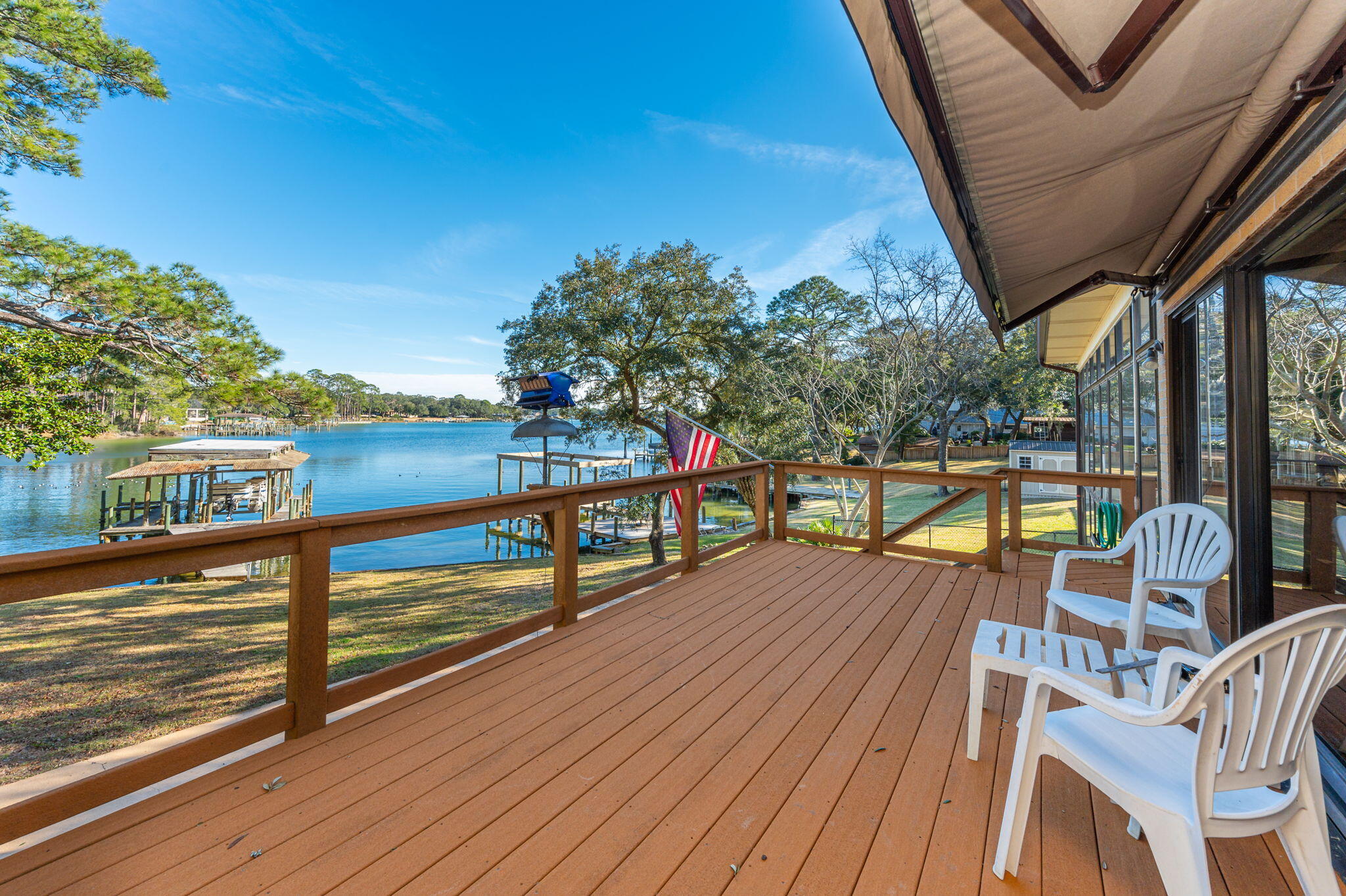 Poquito Bayou - Residential