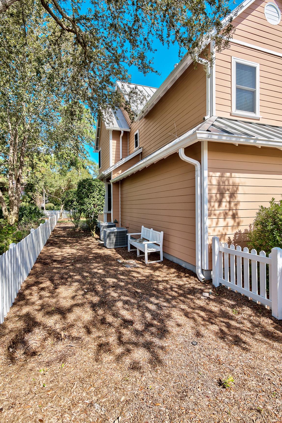 Crystal Lake PH 1 - Residential