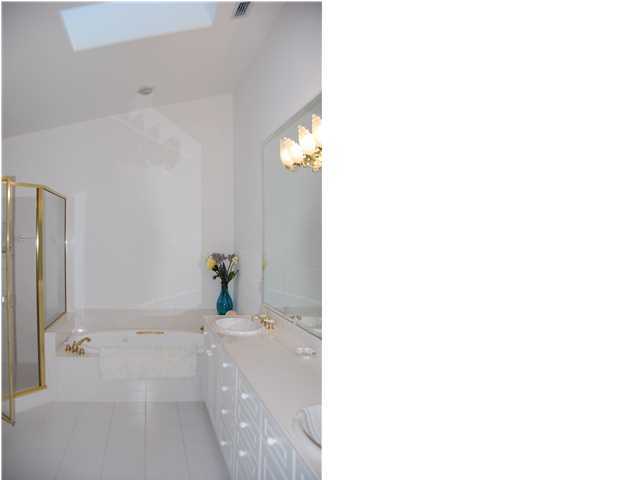 LEGEND CREEK AT SANDESTIN - Residential