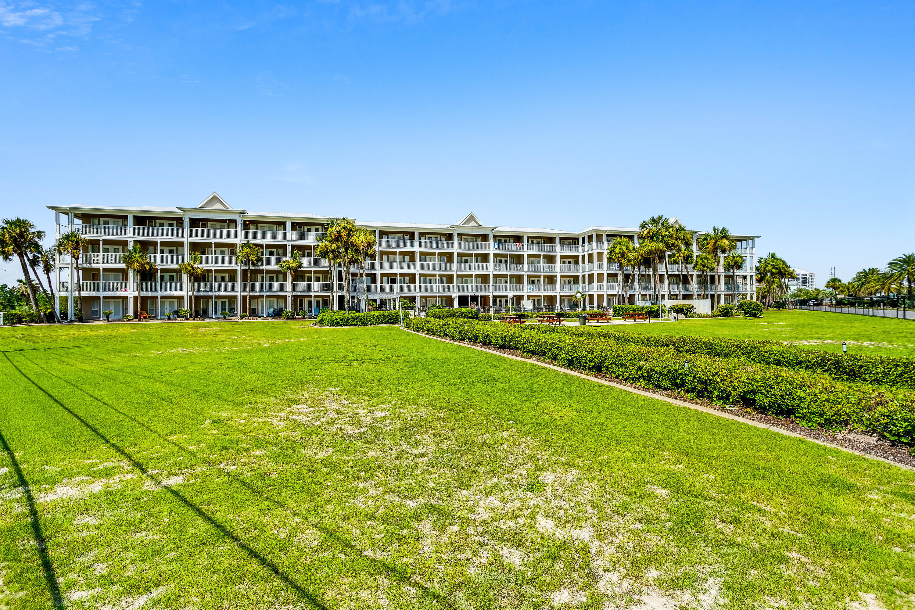 GRAND CARIBBEAN AT PERDIDO KEY - Residential