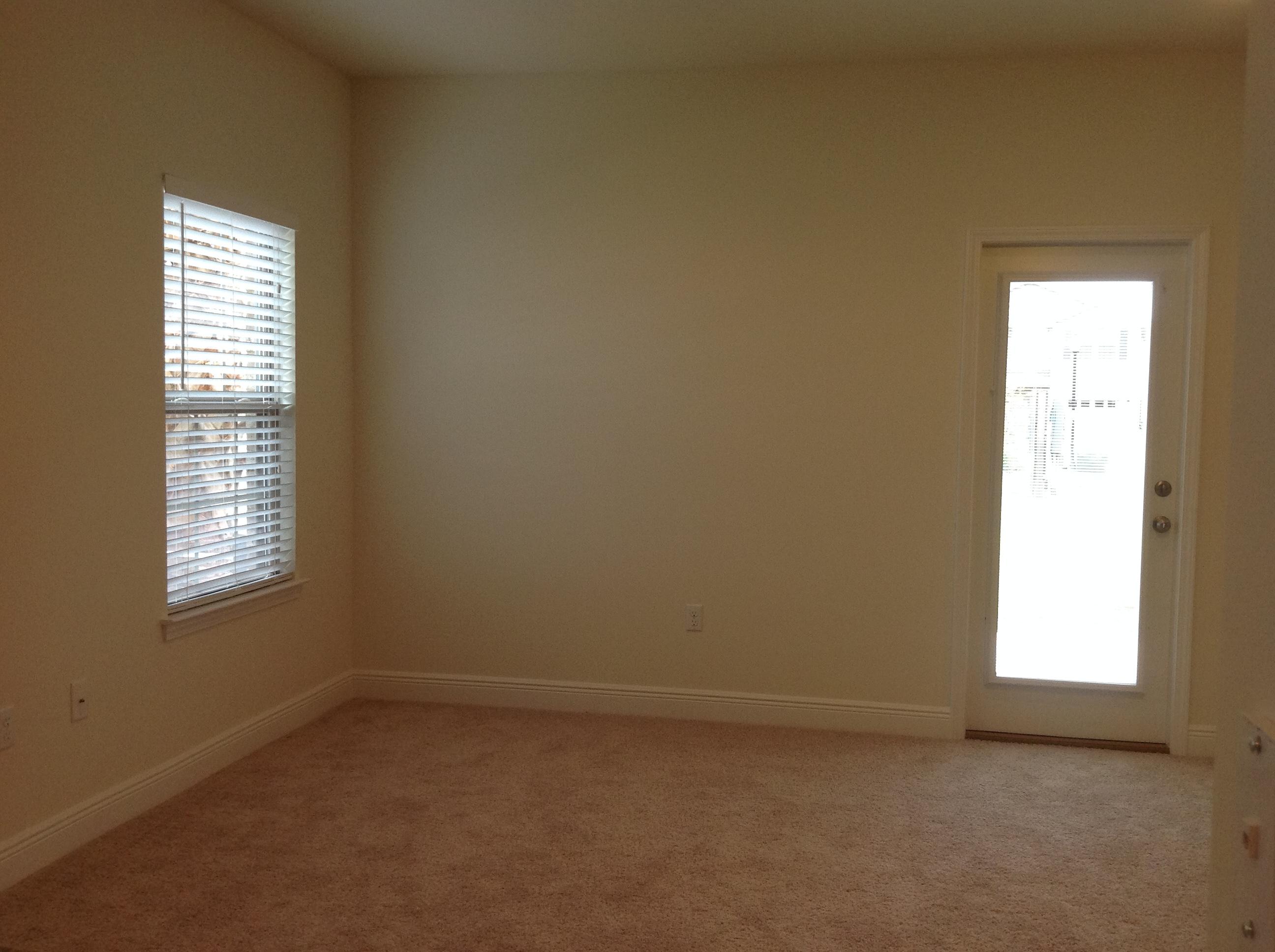 RESERVE POINTE - Residential Lease