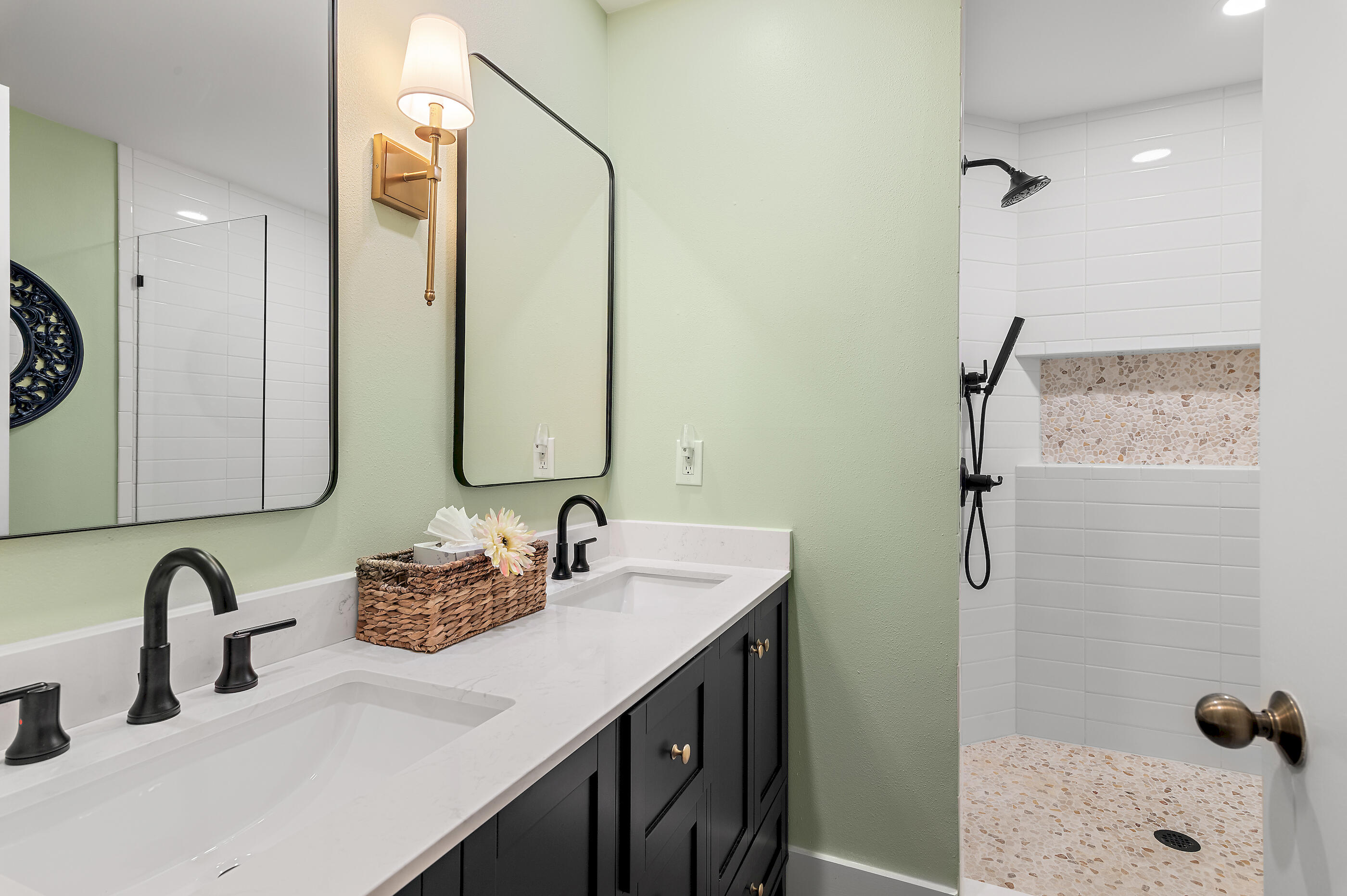 HIDDEN DUNES BEACH COTTAGES - Residential