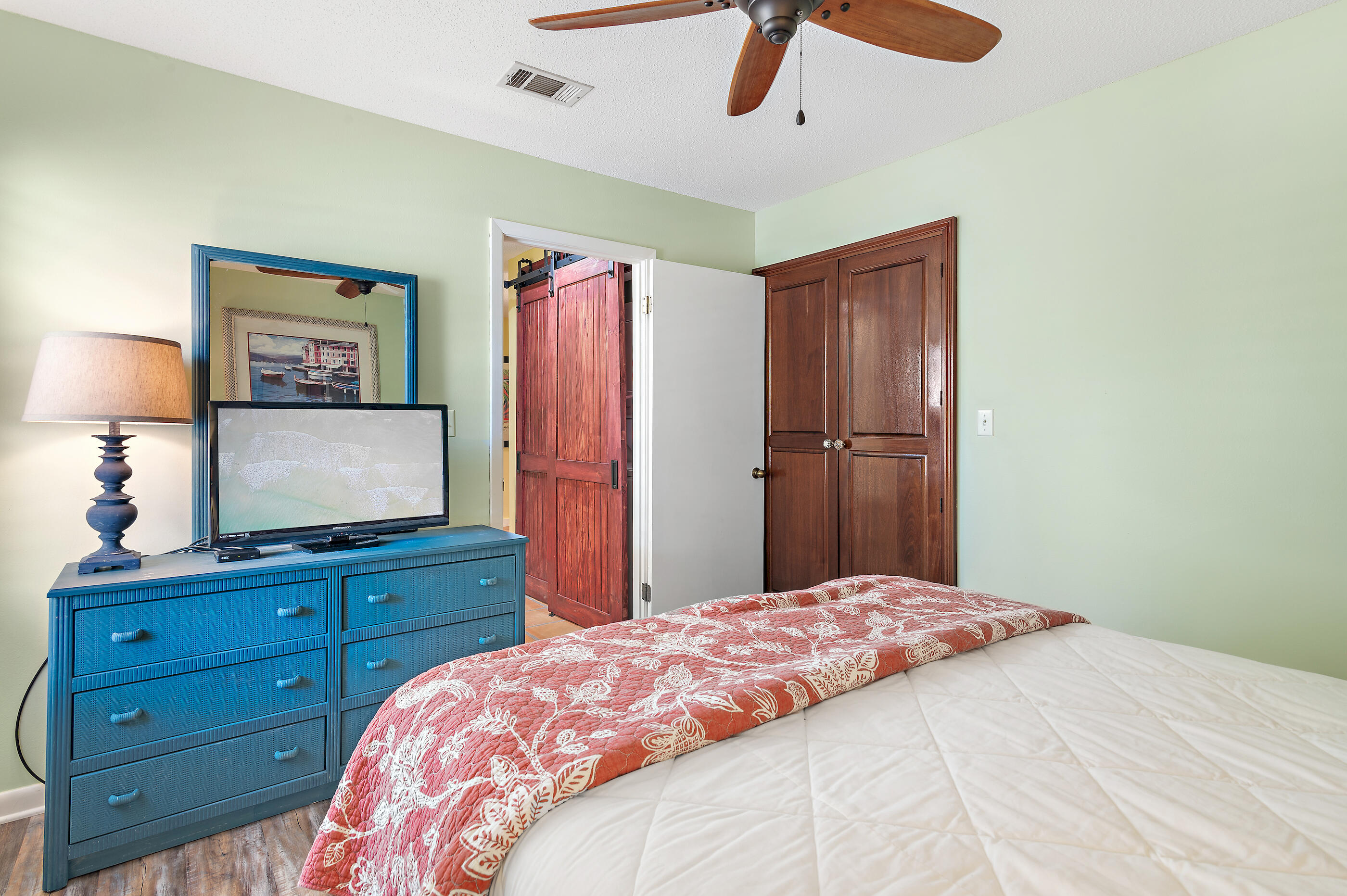 HIDDEN DUNES BEACH COTTAGES - Residential