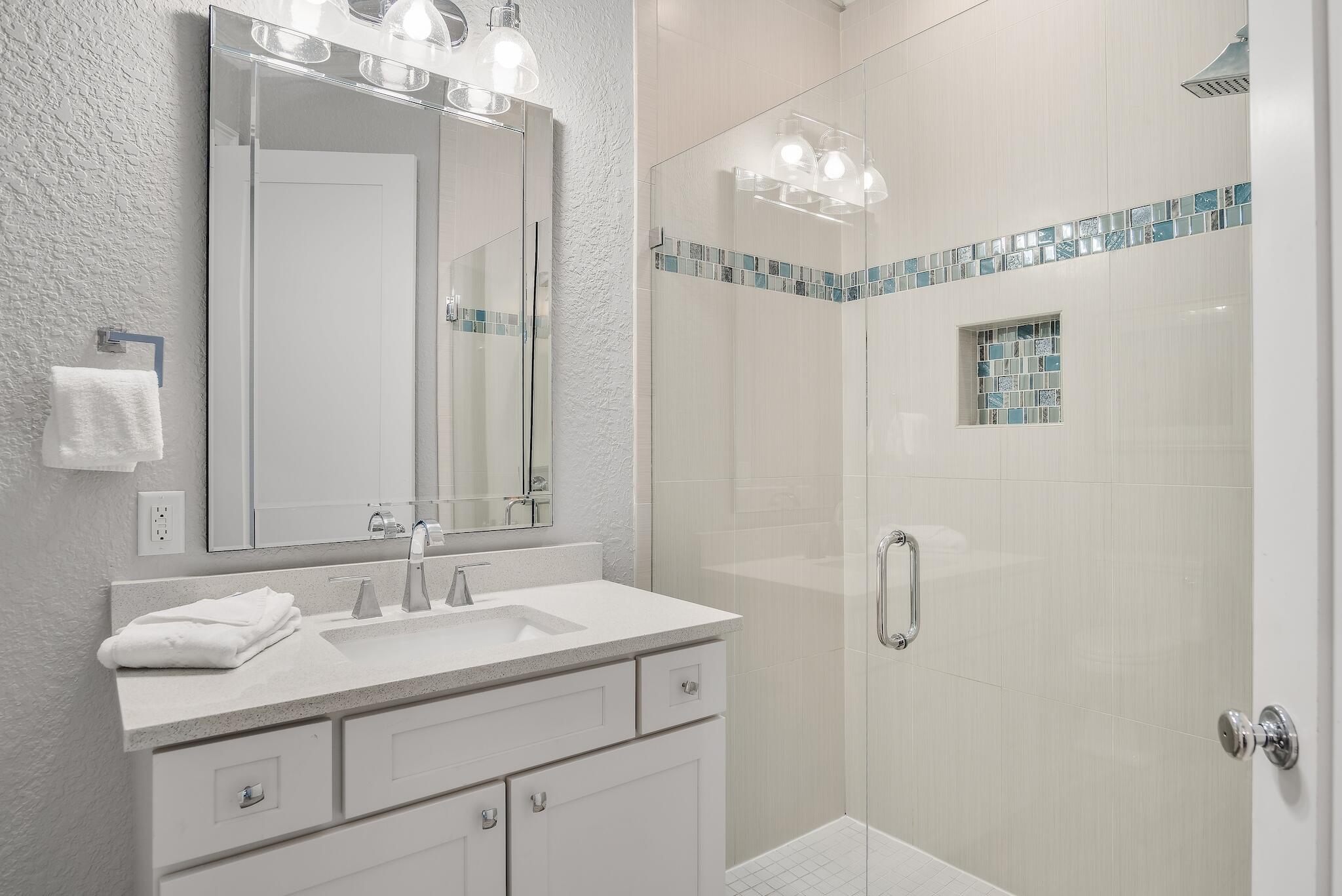 VILLA LAGO - Residential