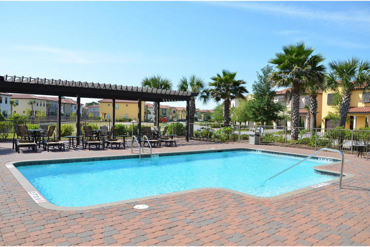 VILLA LAGO - Residential