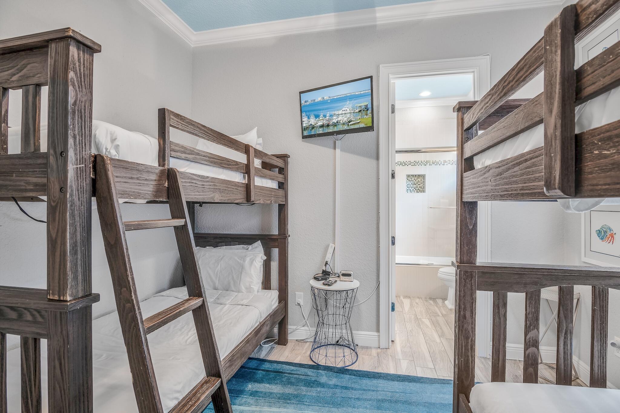 VILLA LAGO - Residential