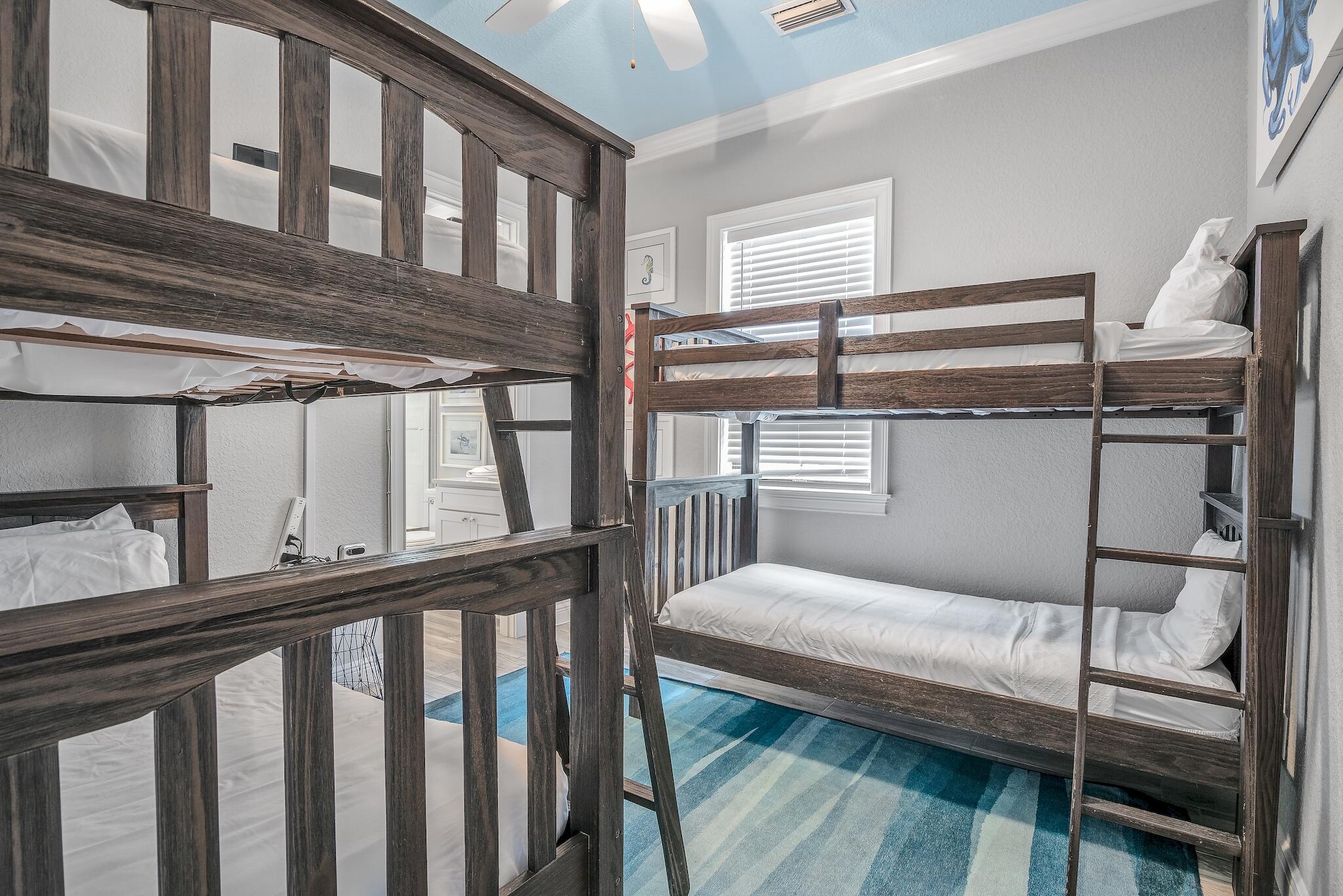 VILLA LAGO - Residential