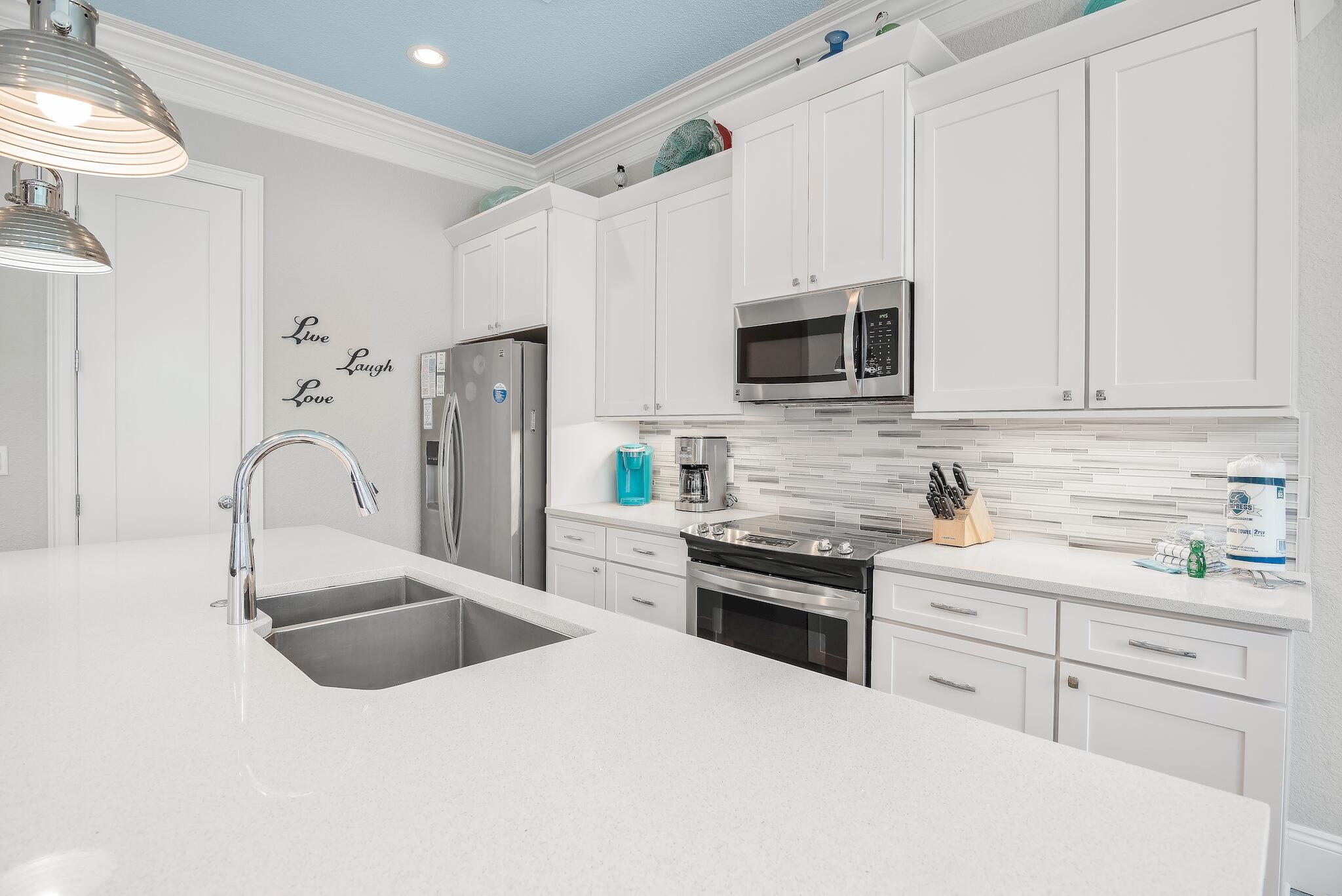 VILLA LAGO - Residential