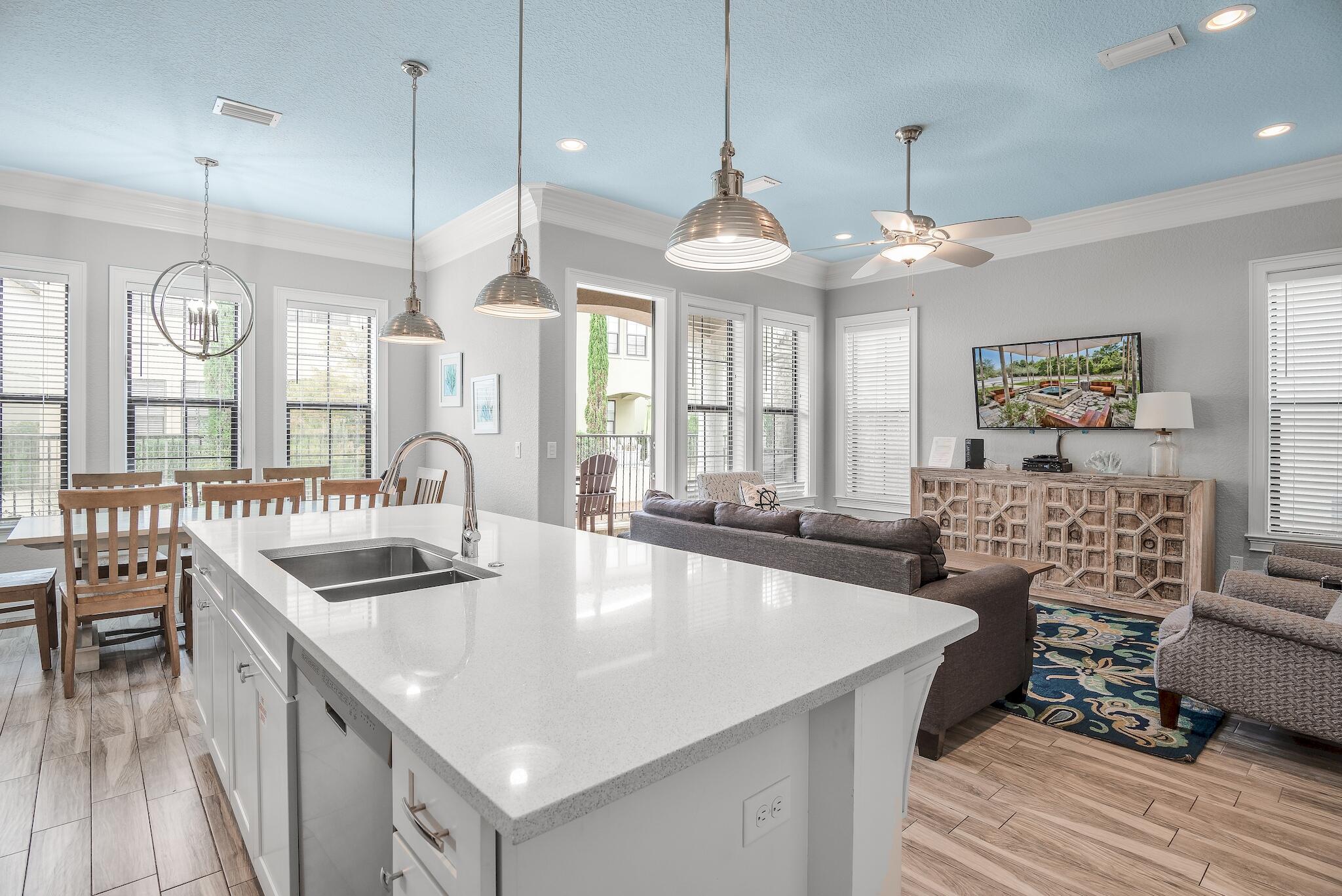 VILLA LAGO - Residential