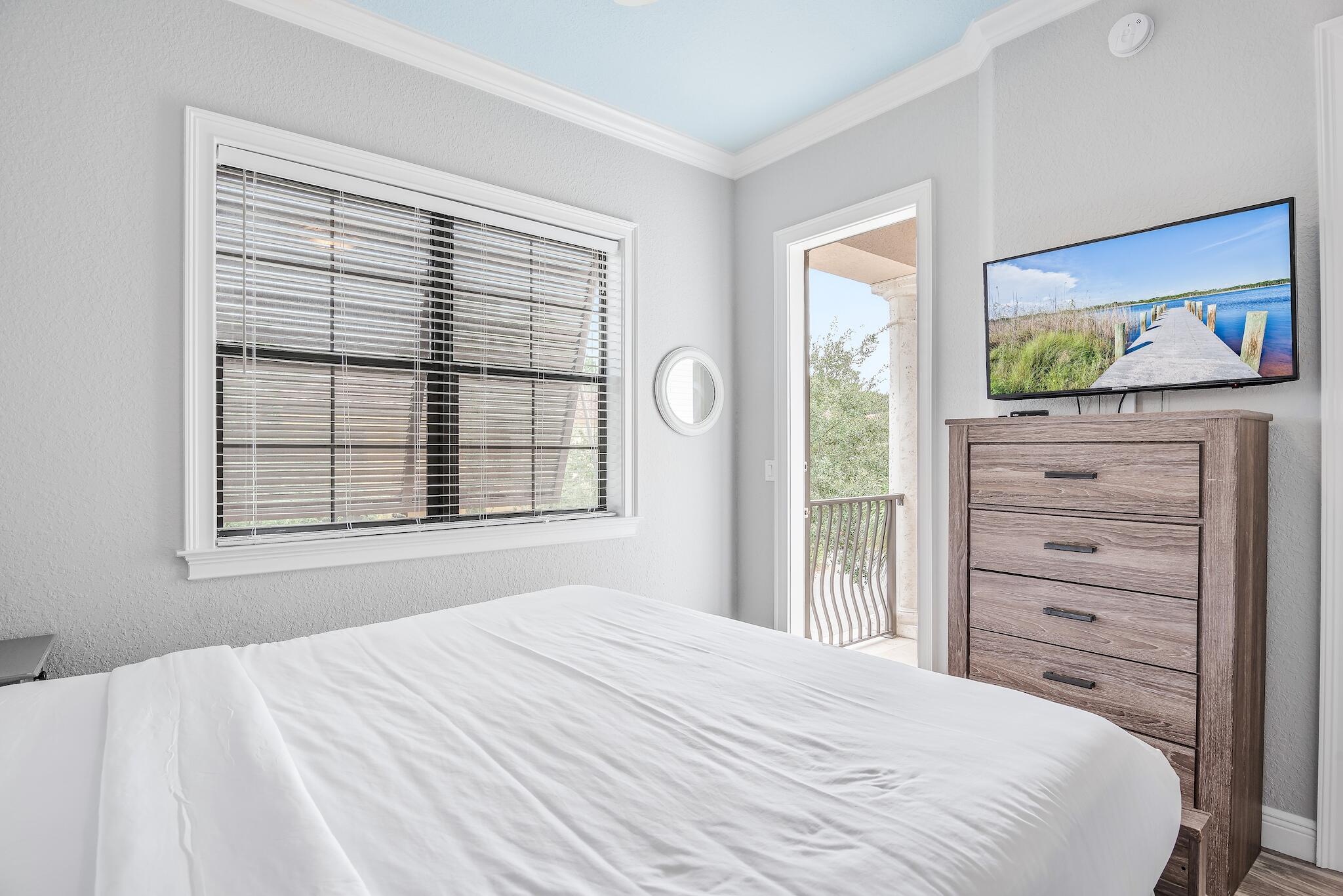 VILLA LAGO - Residential