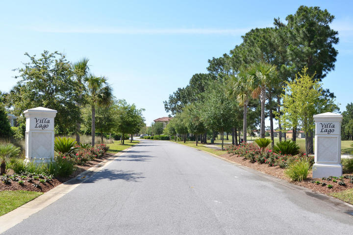 VILLA LAGO - Residential