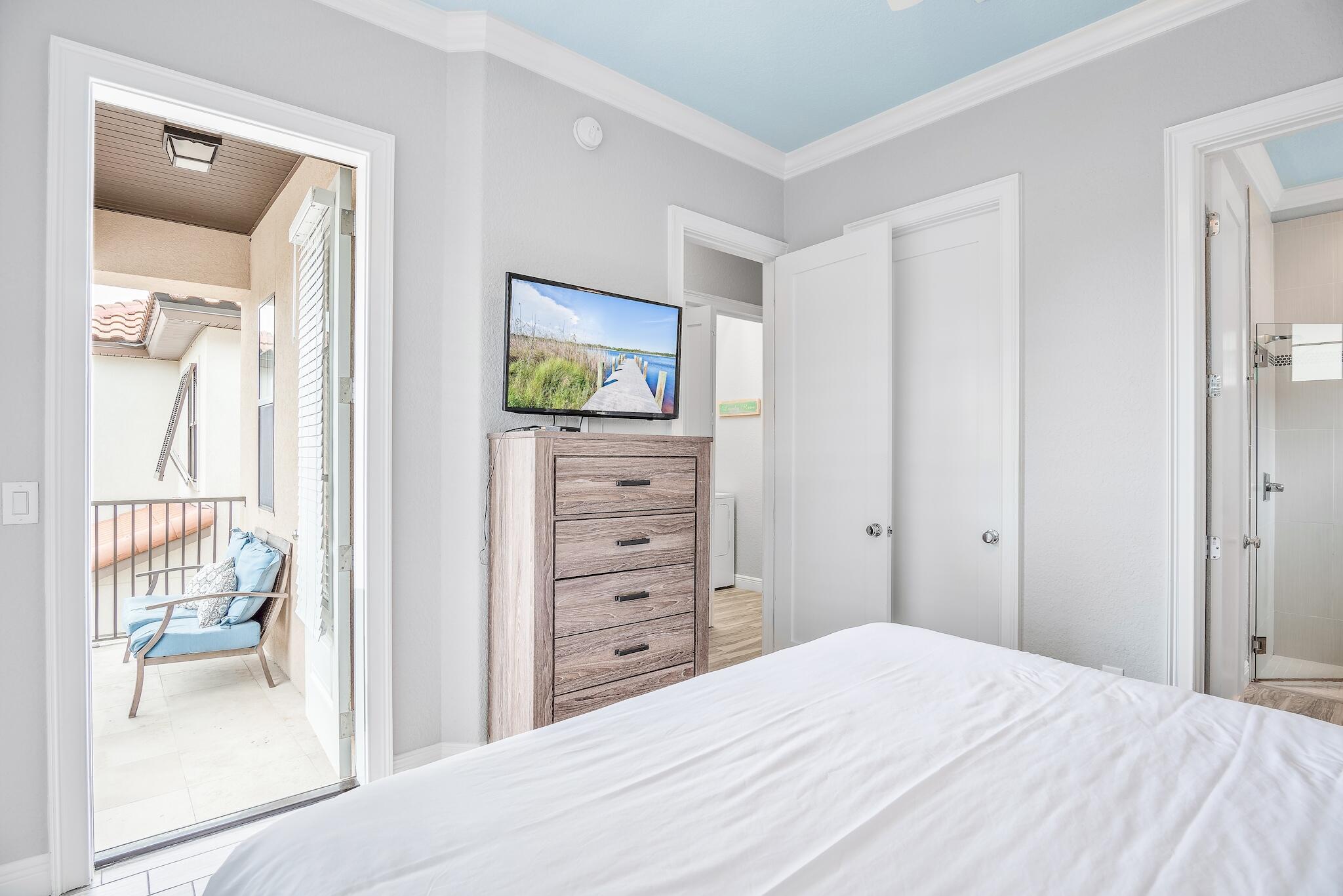 VILLA LAGO - Residential