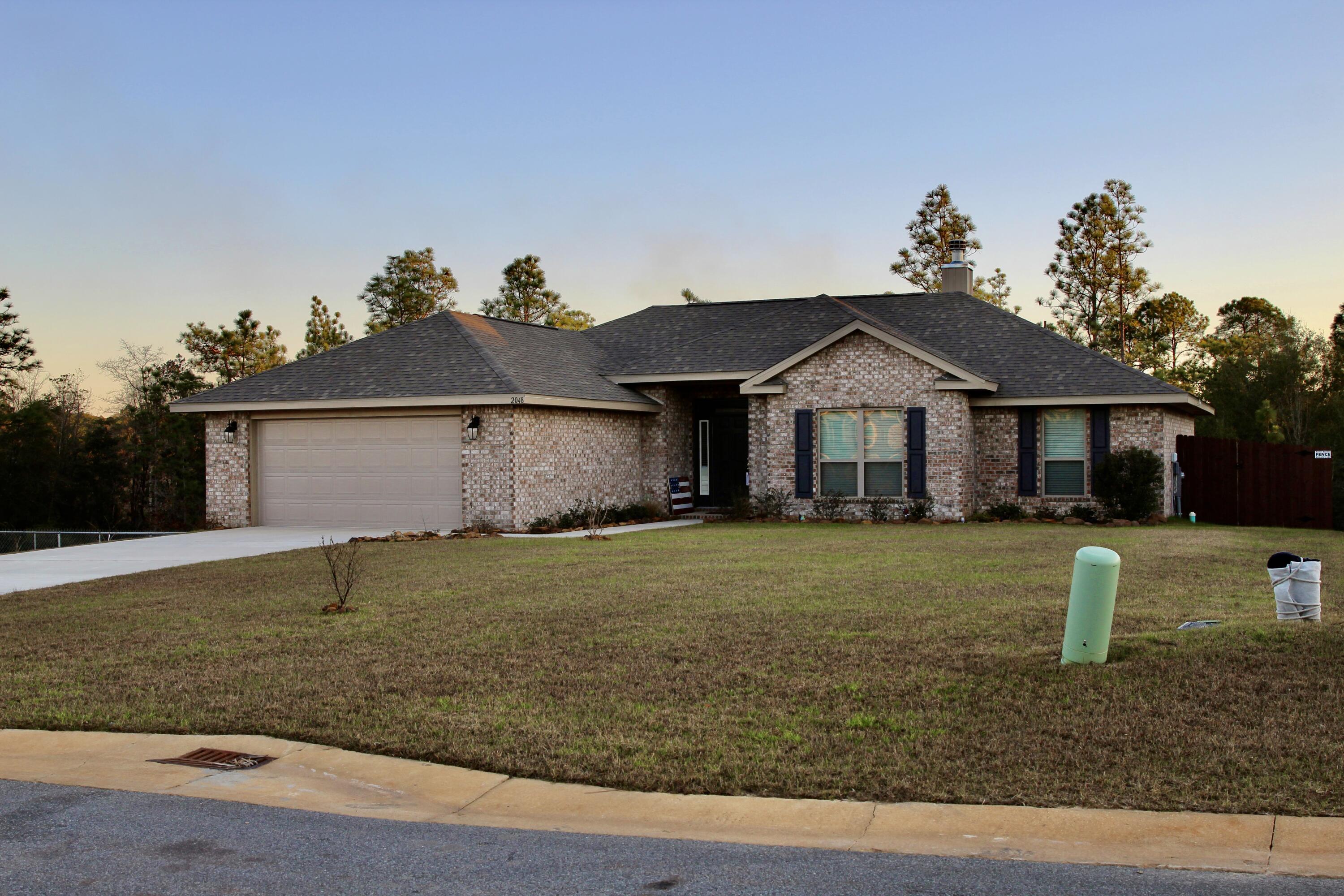 CHARLESTON PLACE - Residential