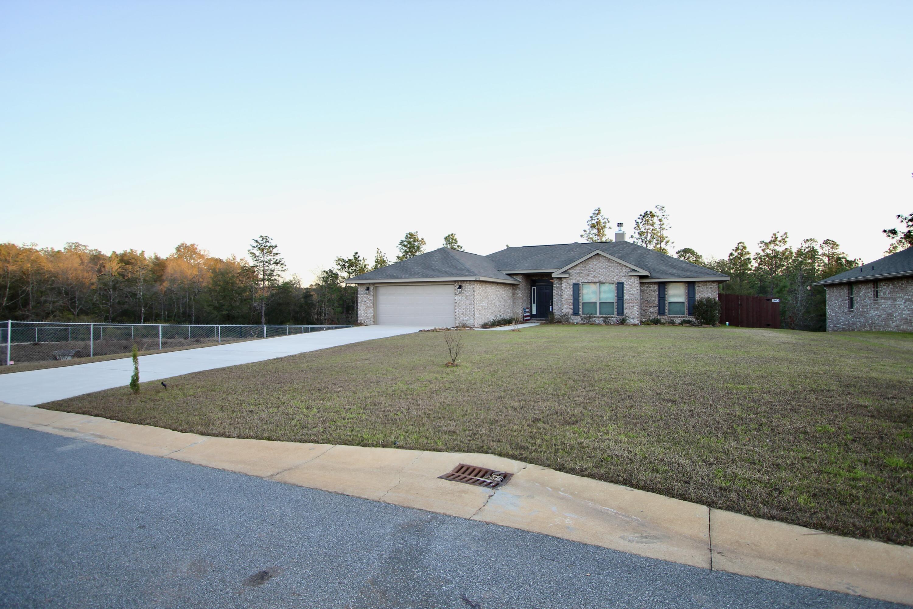 CHARLESTON PLACE - Residential