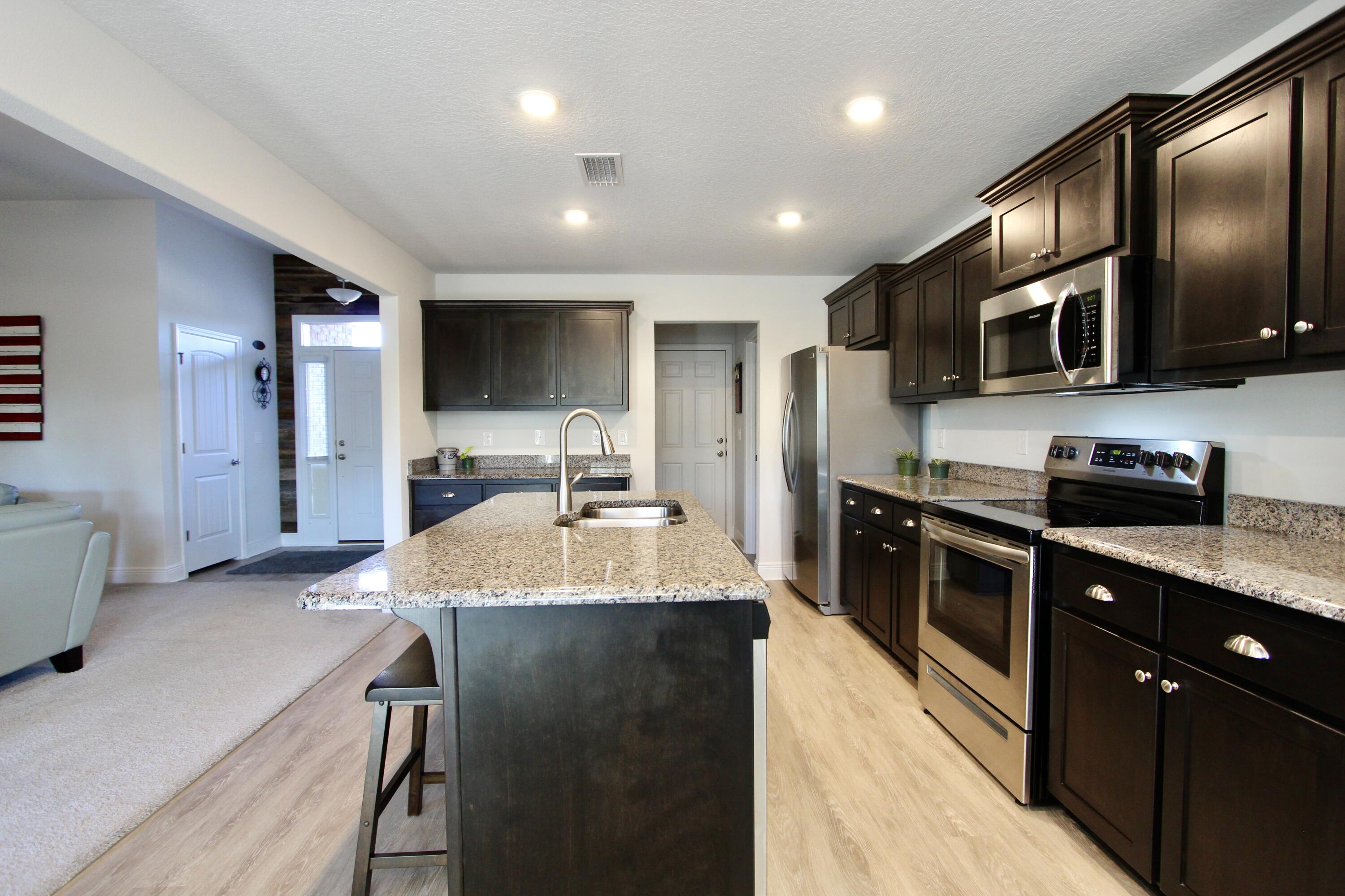 CHARLESTON PLACE - Residential