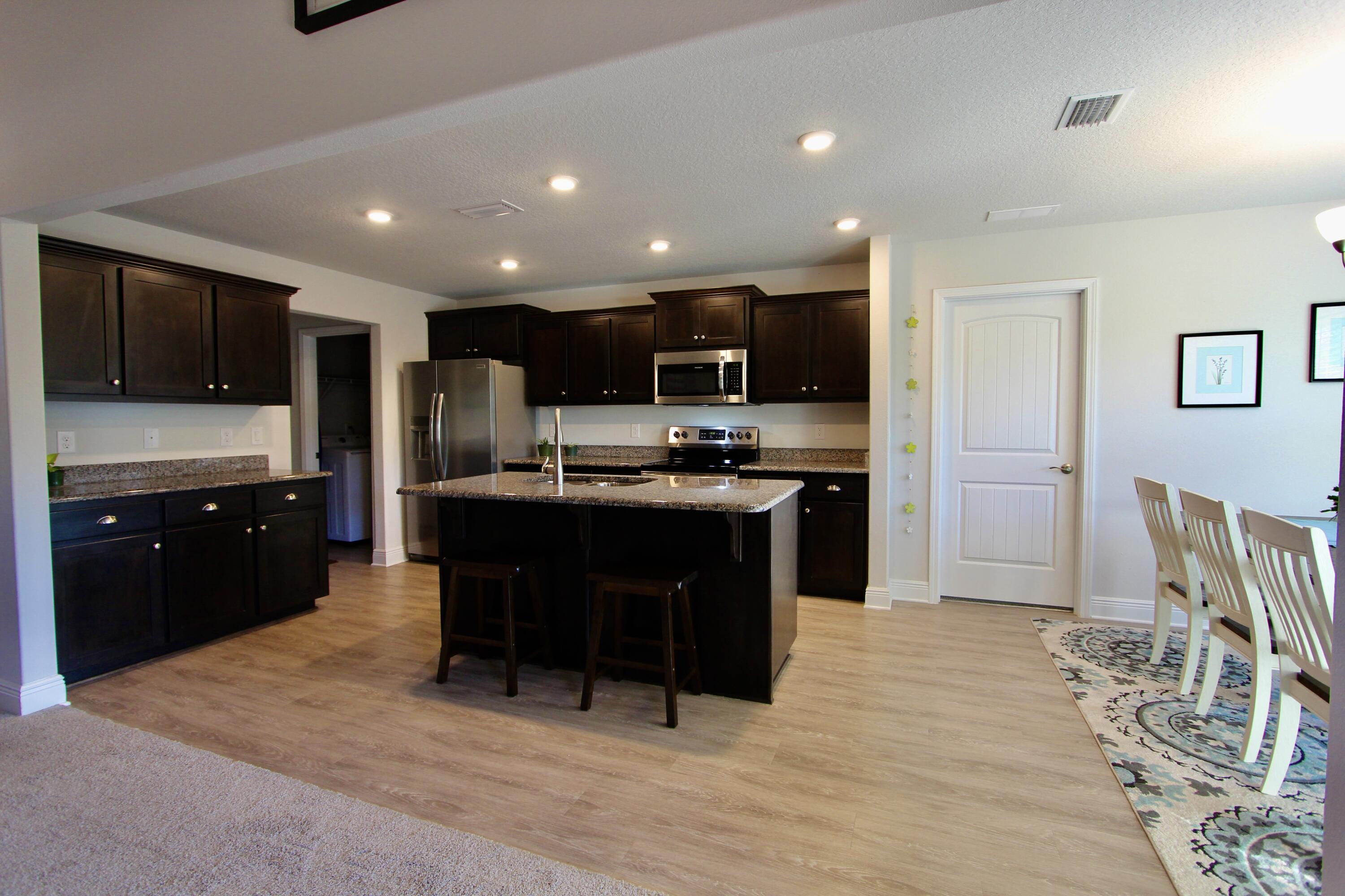 CHARLESTON PLACE - Residential