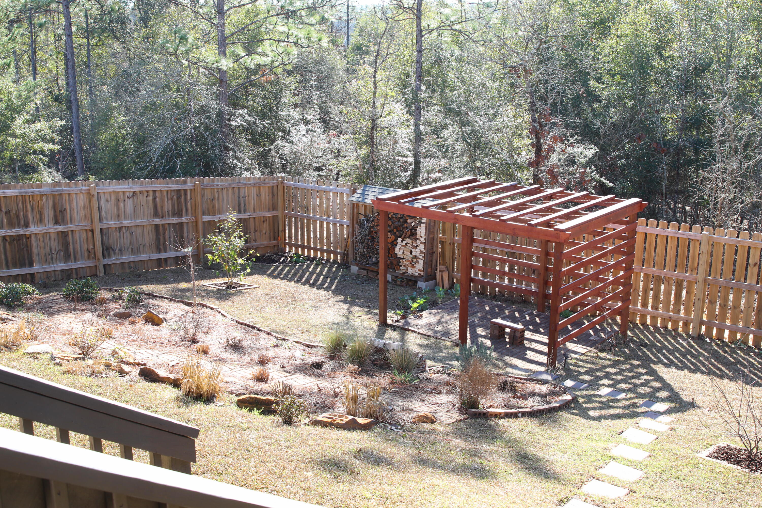 CHARLESTON PLACE - Residential