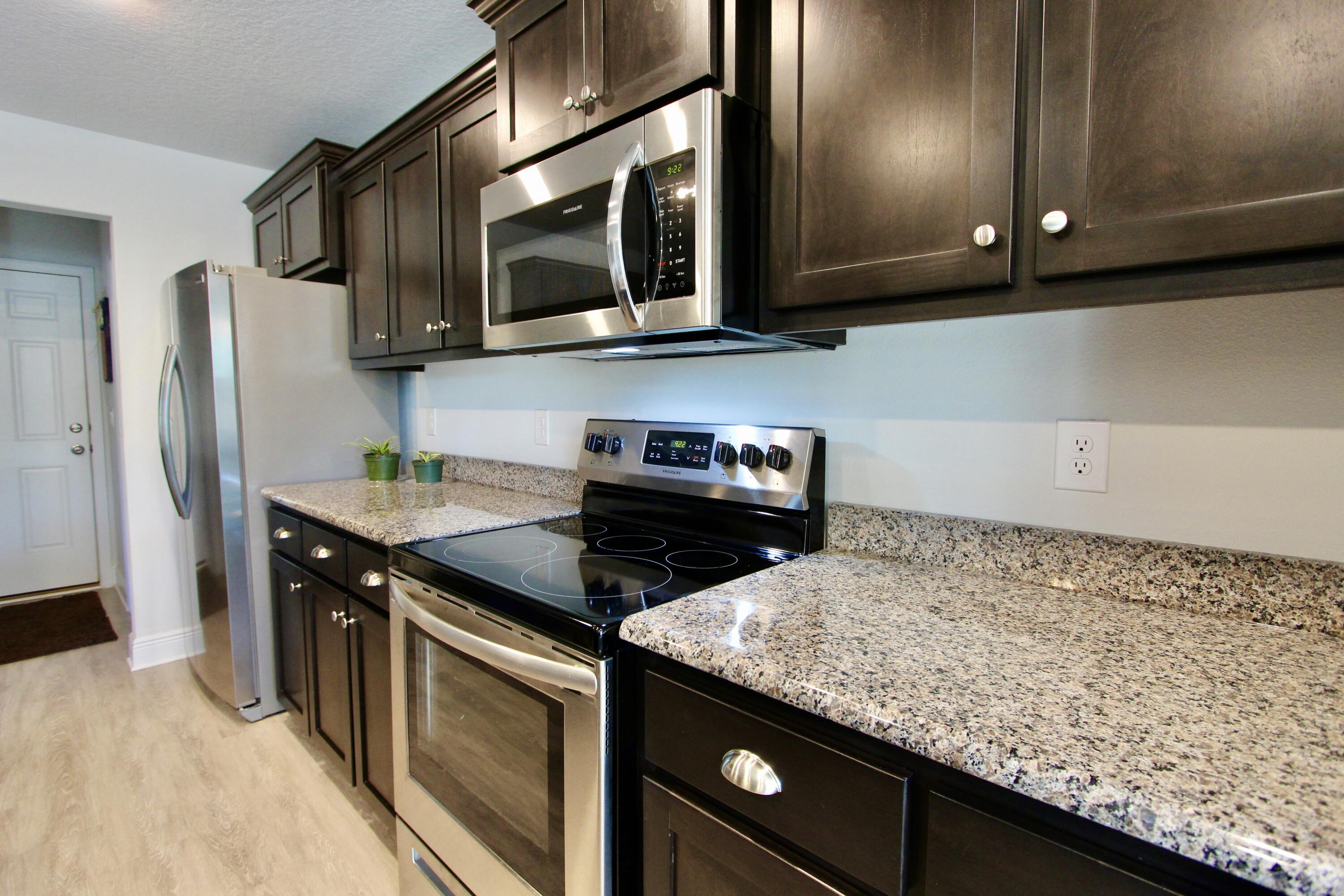 CHARLESTON PLACE - Residential