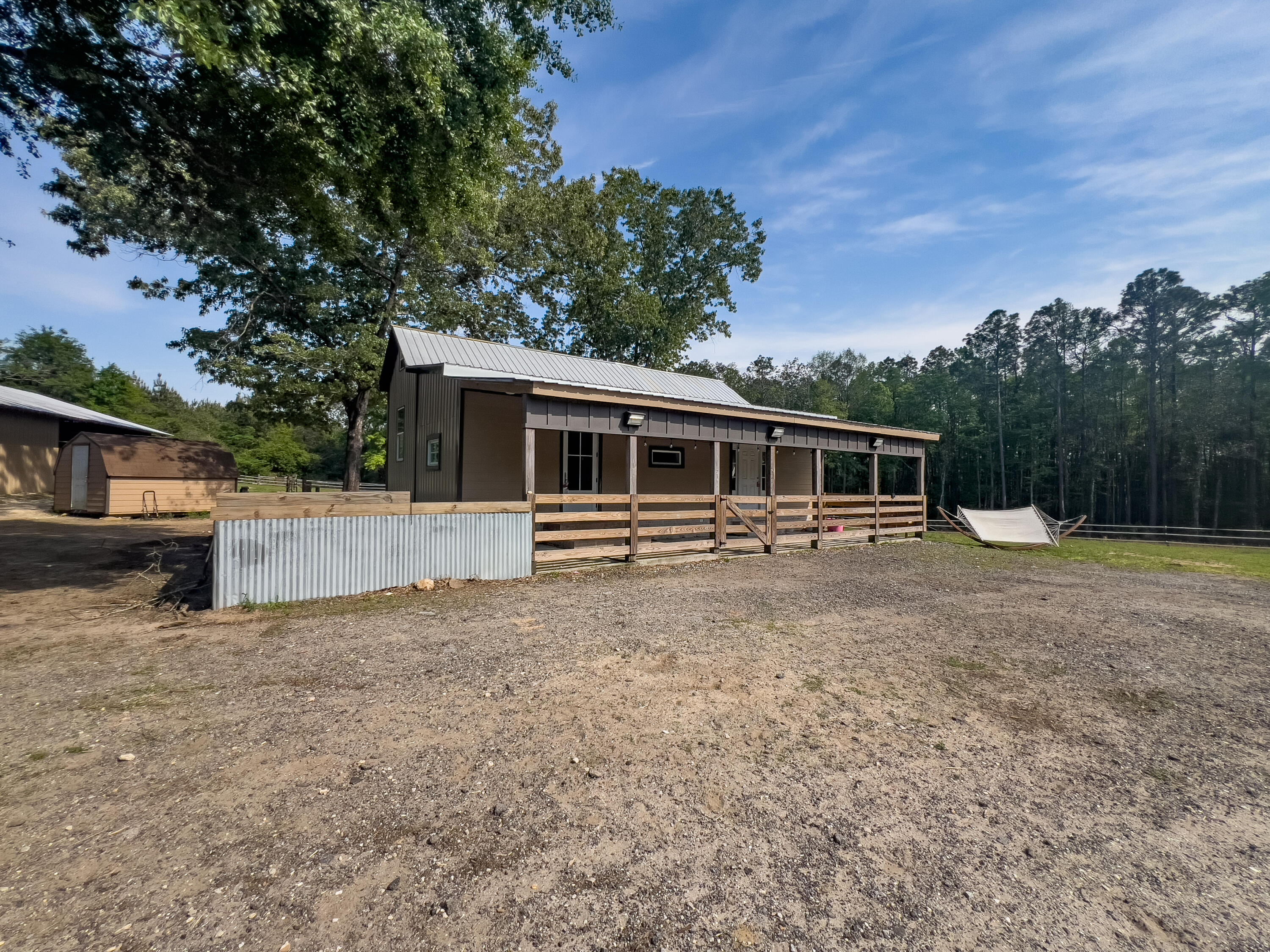 METES & BOUNDS - Residential Lease