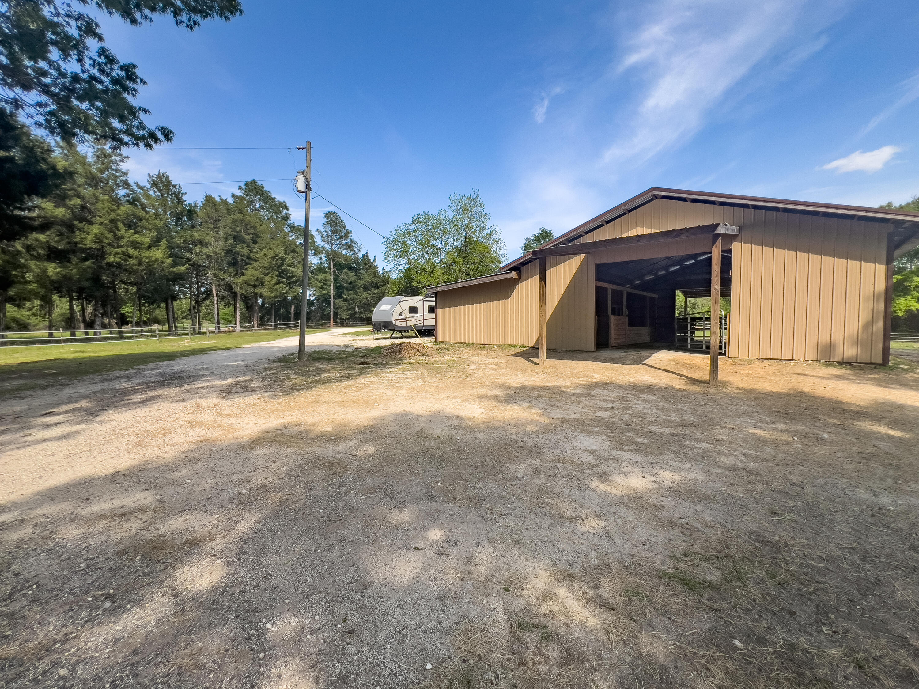 METES & BOUNDS - Residential Lease
