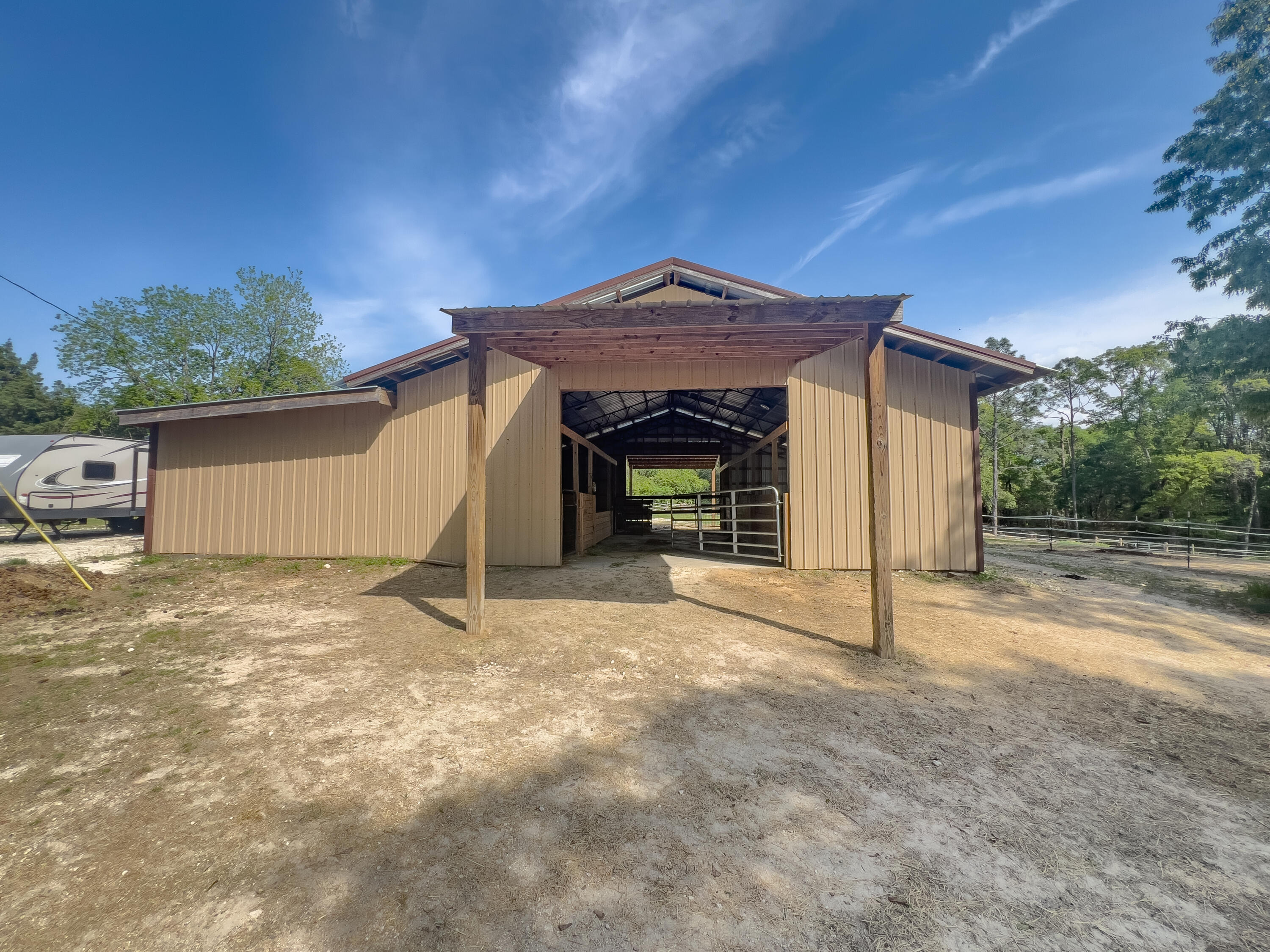 METES & BOUNDS - Residential Lease