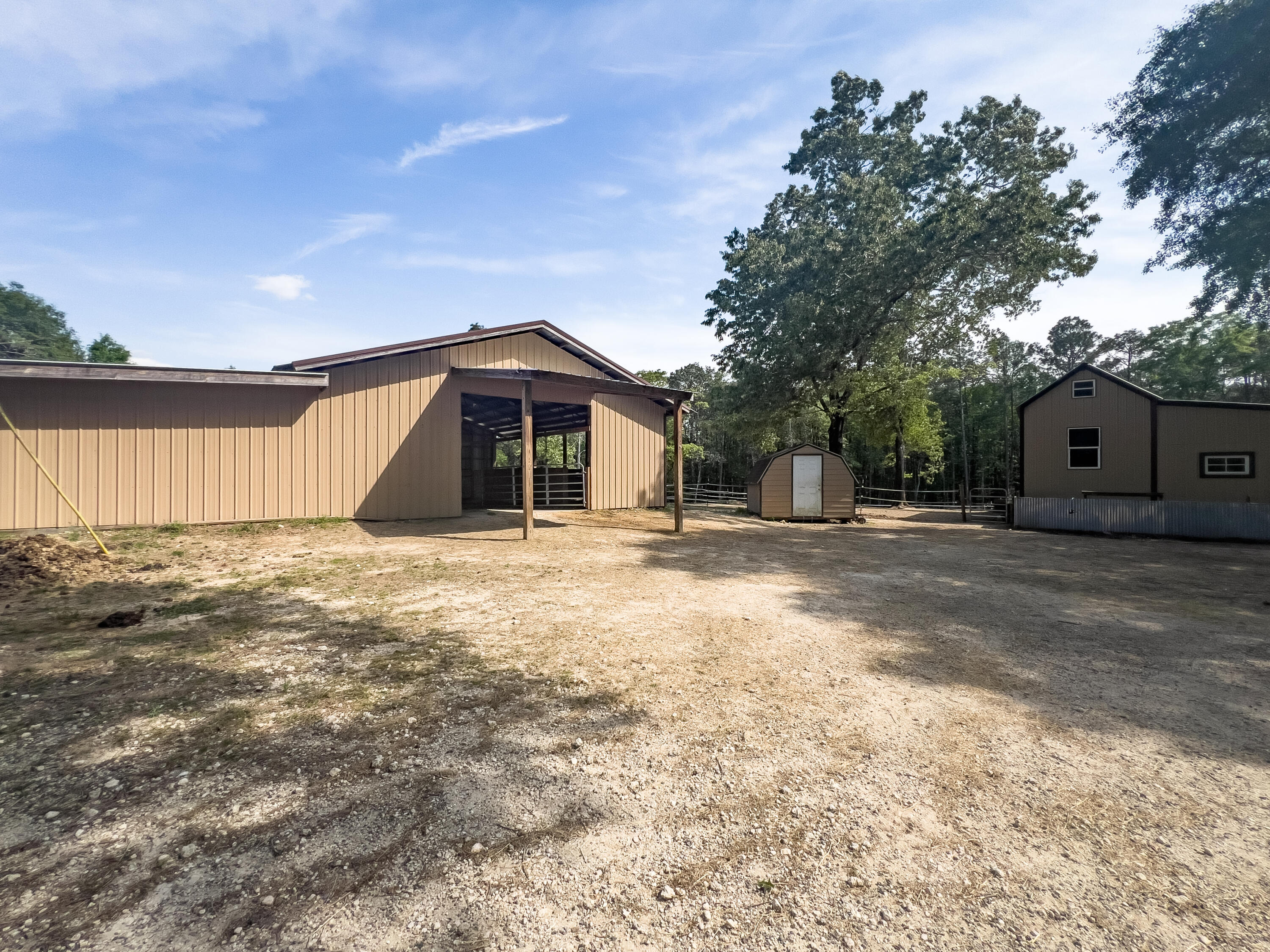 METES & BOUNDS - Residential Lease