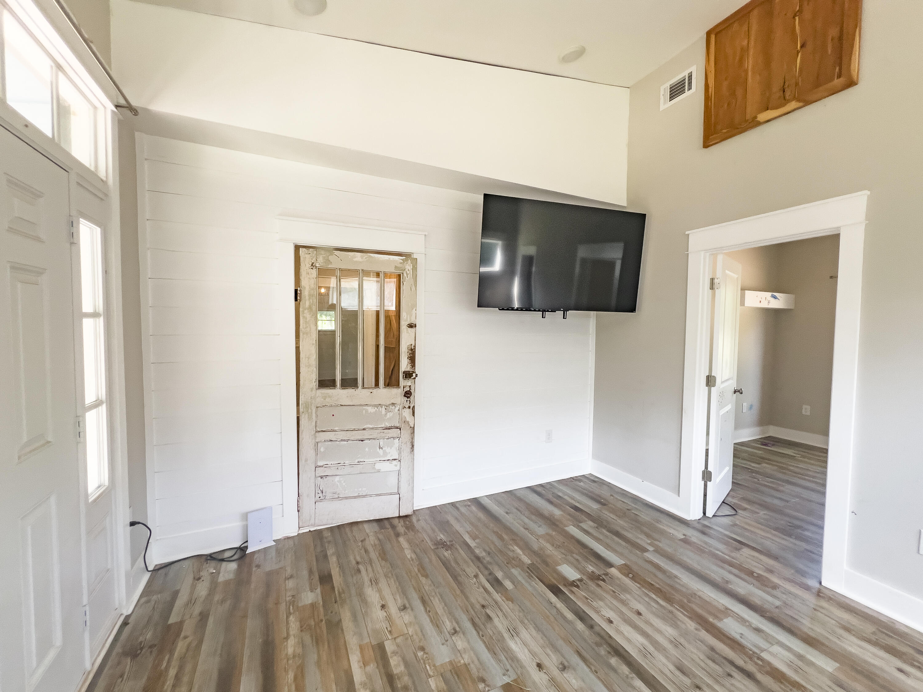 METES & BOUNDS - Residential Lease