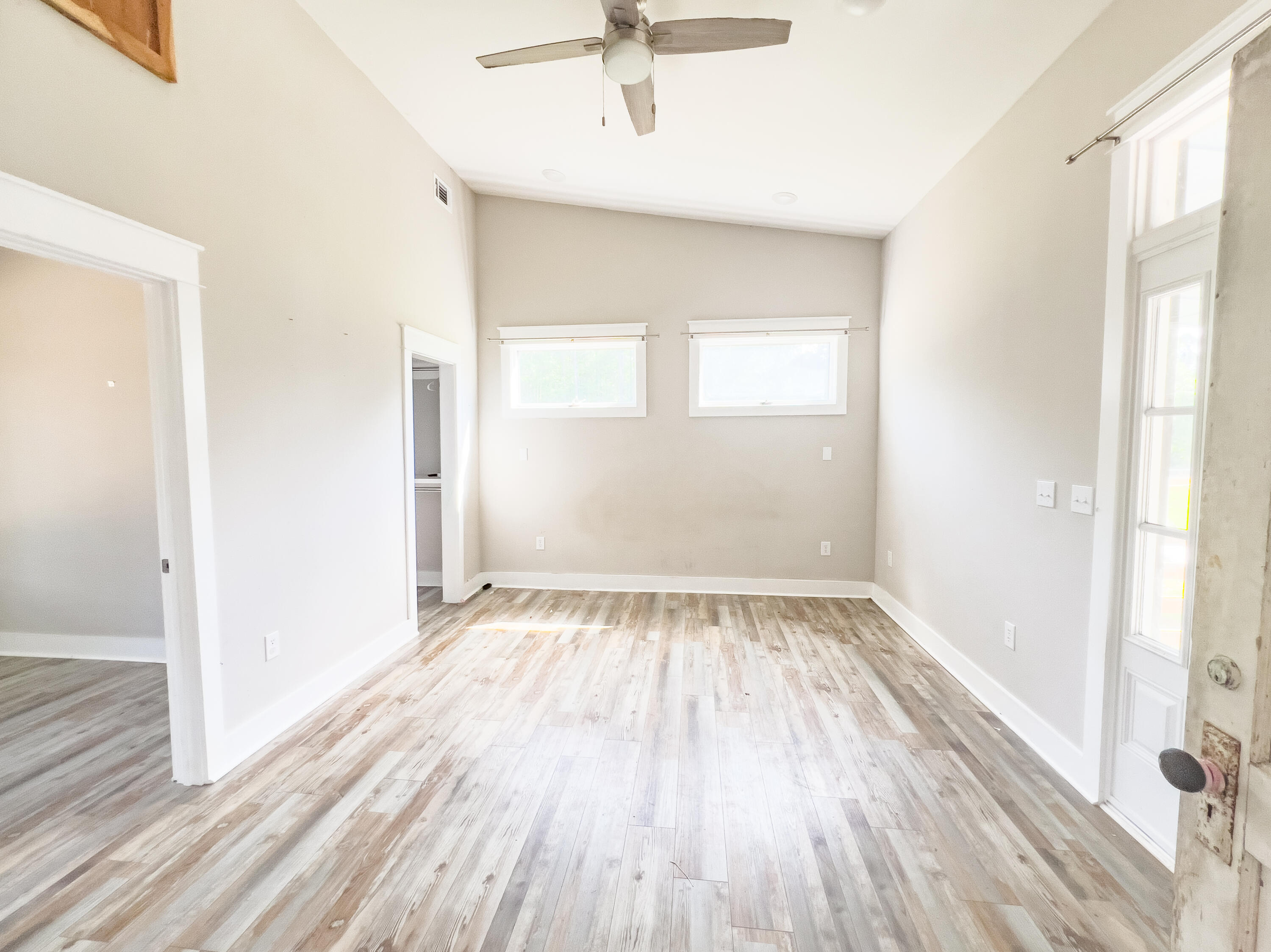 METES & BOUNDS - Residential Lease