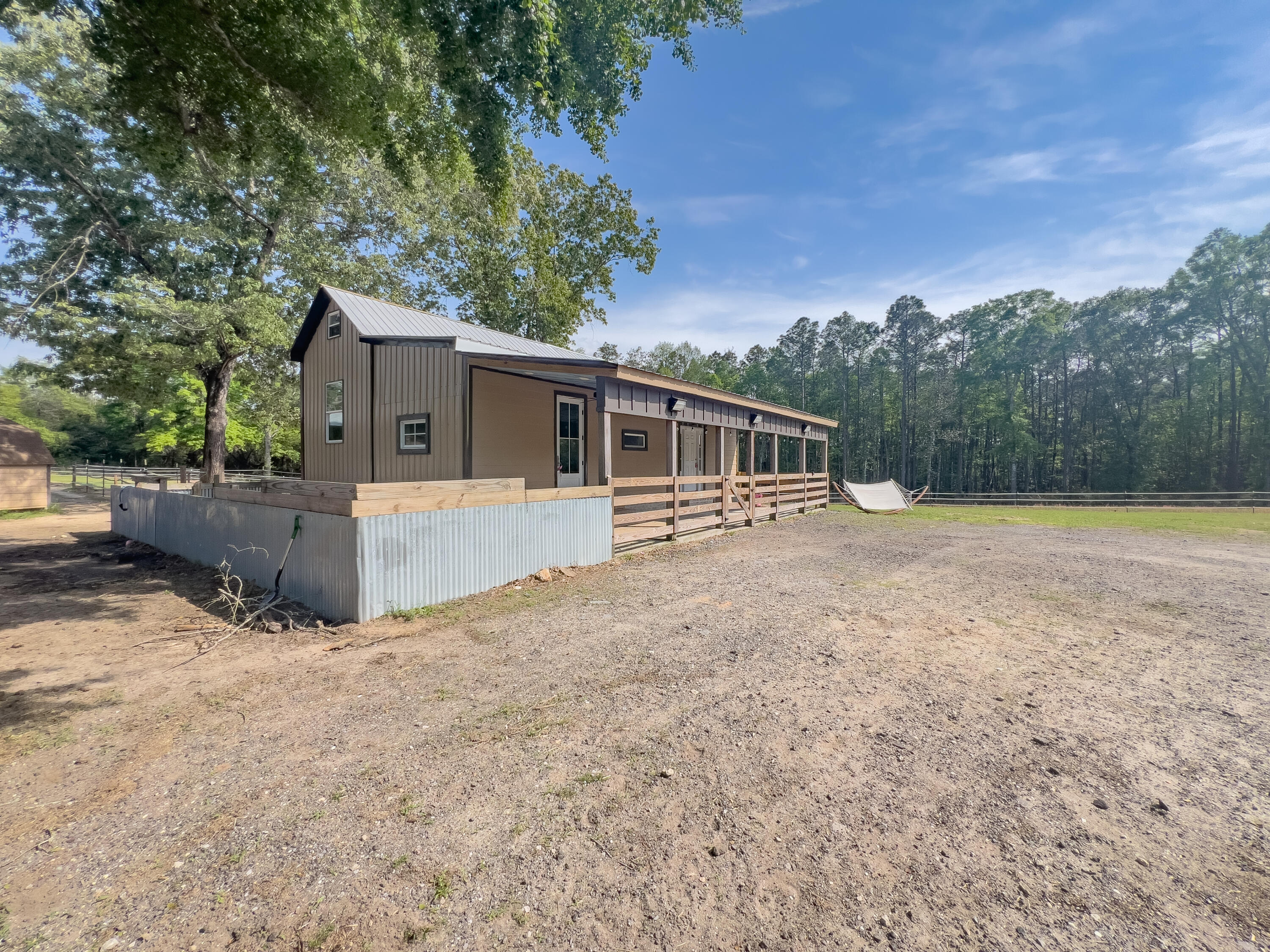 METES & BOUNDS - Residential Lease