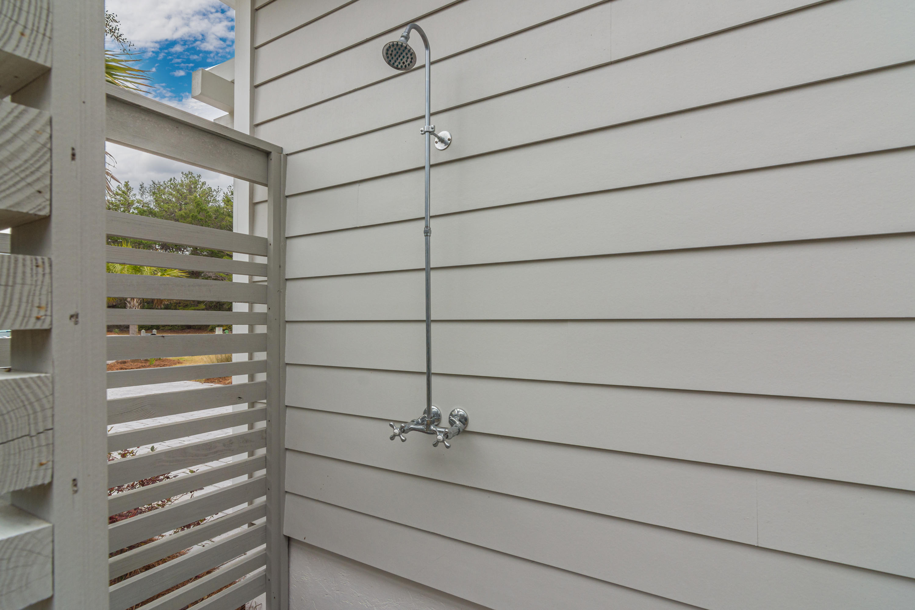 WHITES GULFVIEW ESTATES 2ND ADDN - Residential