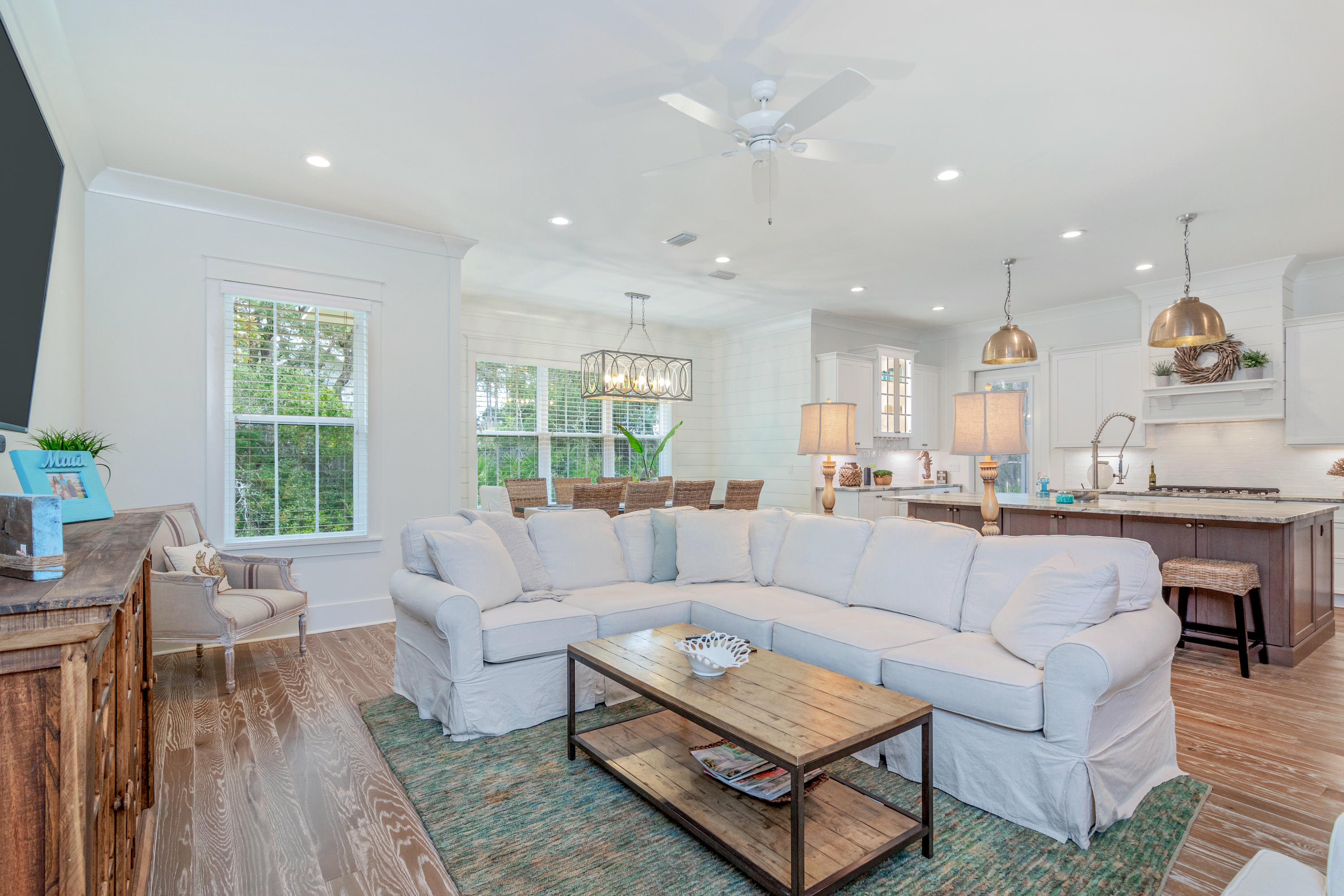 WHITES GULFVIEW ESTATES 2ND ADDN - Residential