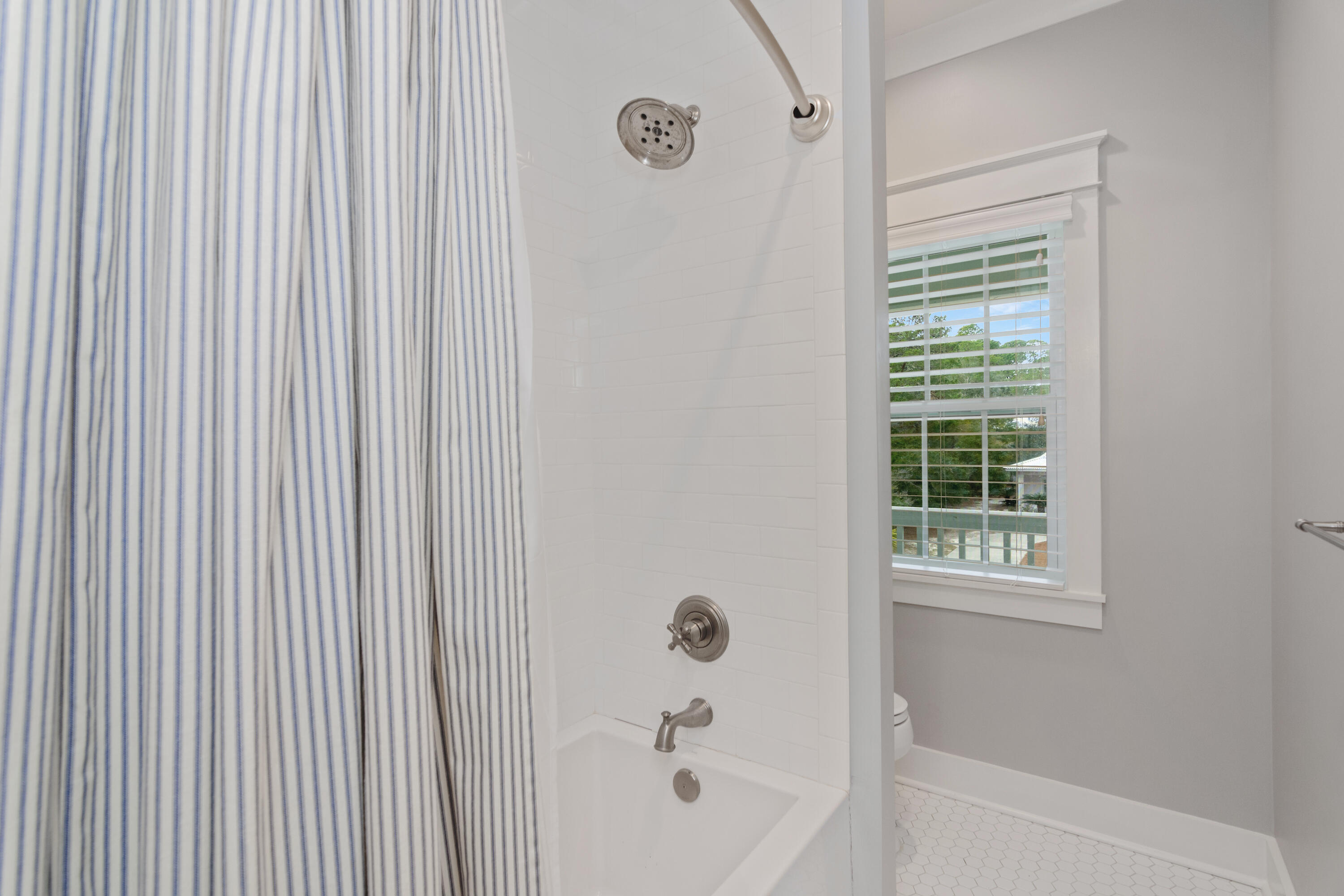 WHITES GULFVIEW ESTATES 2ND ADDN - Residential