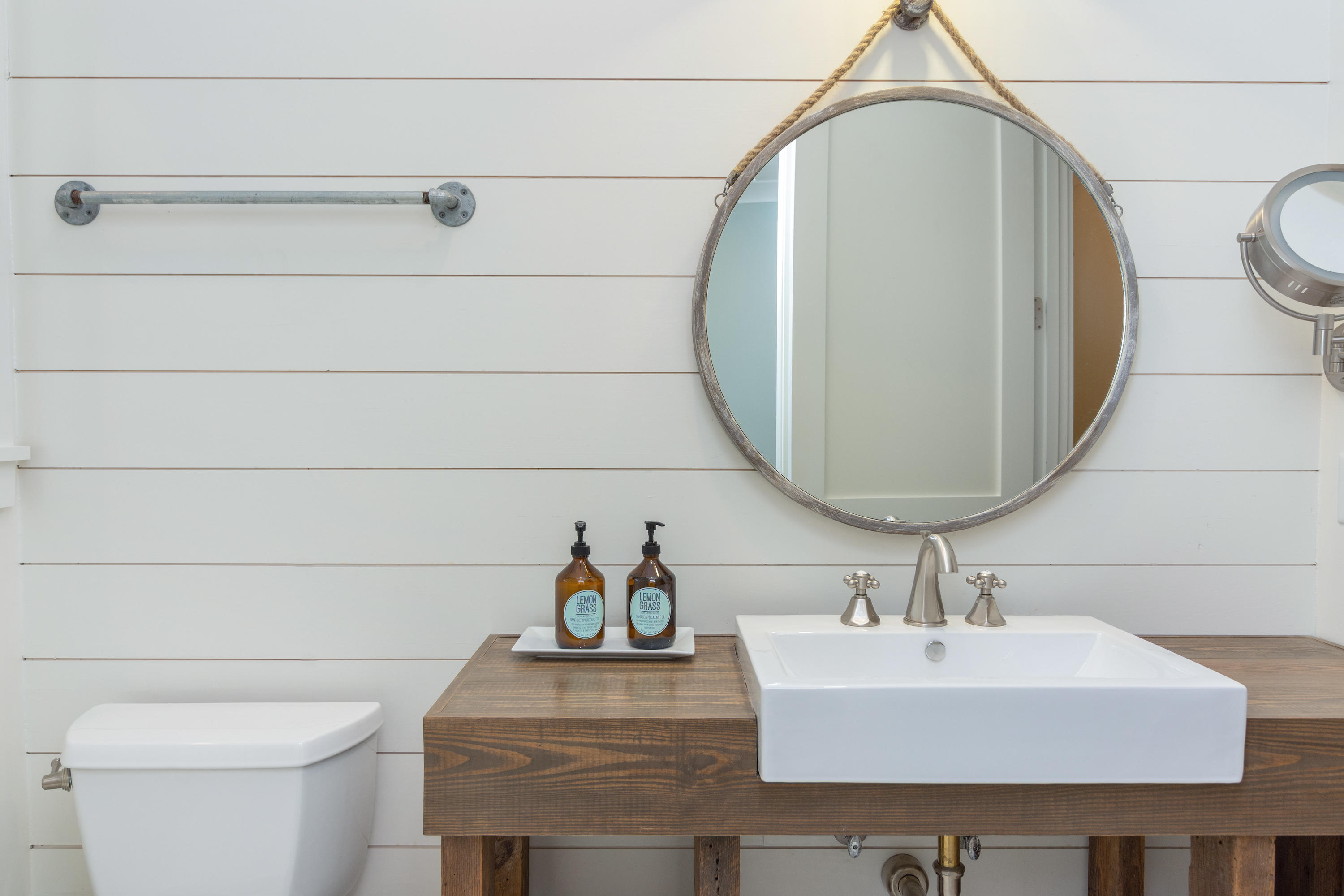 WHITES GULFVIEW ESTATES 2ND ADDN - Residential