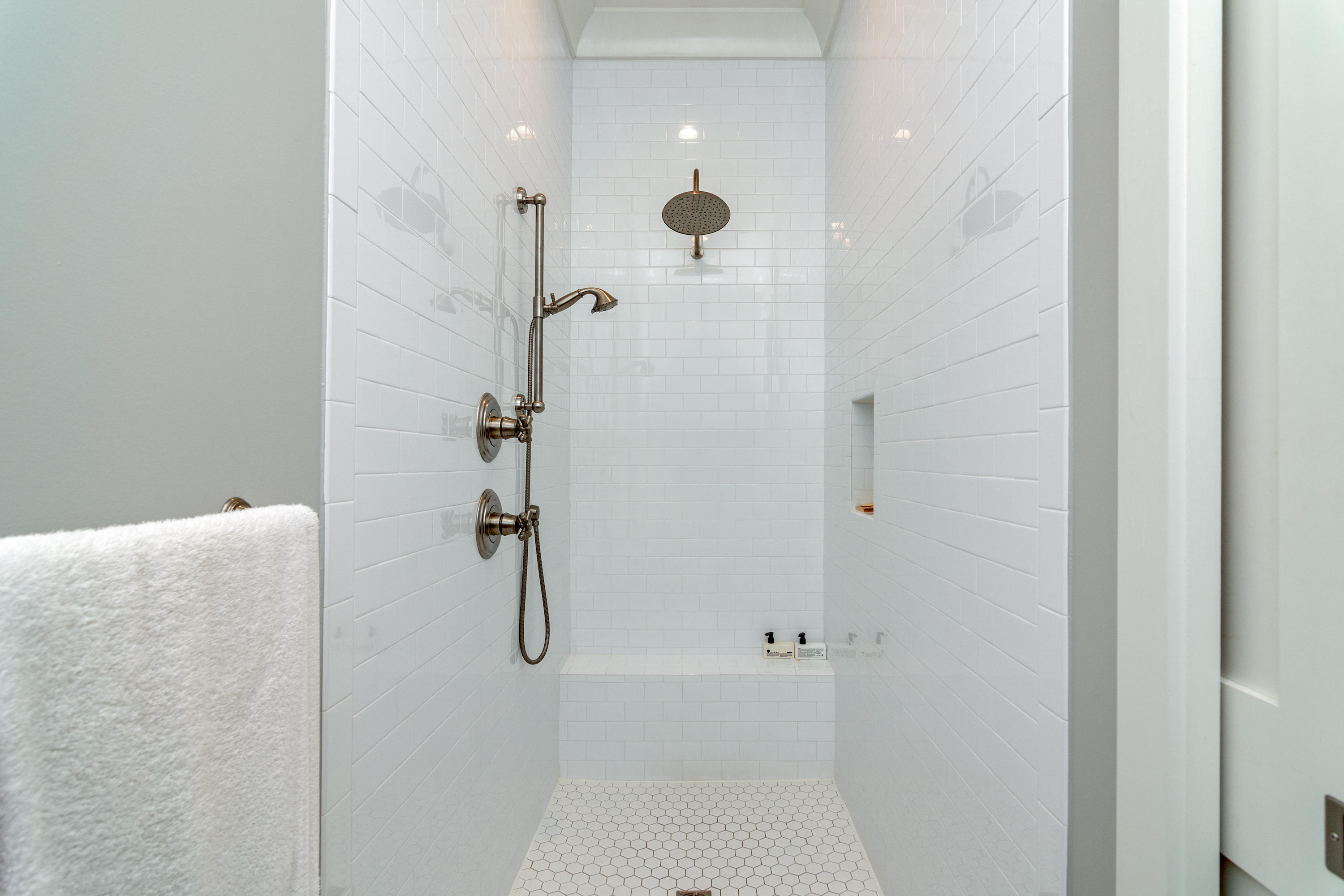 WHITES GULFVIEW ESTATES 2ND ADDN - Residential