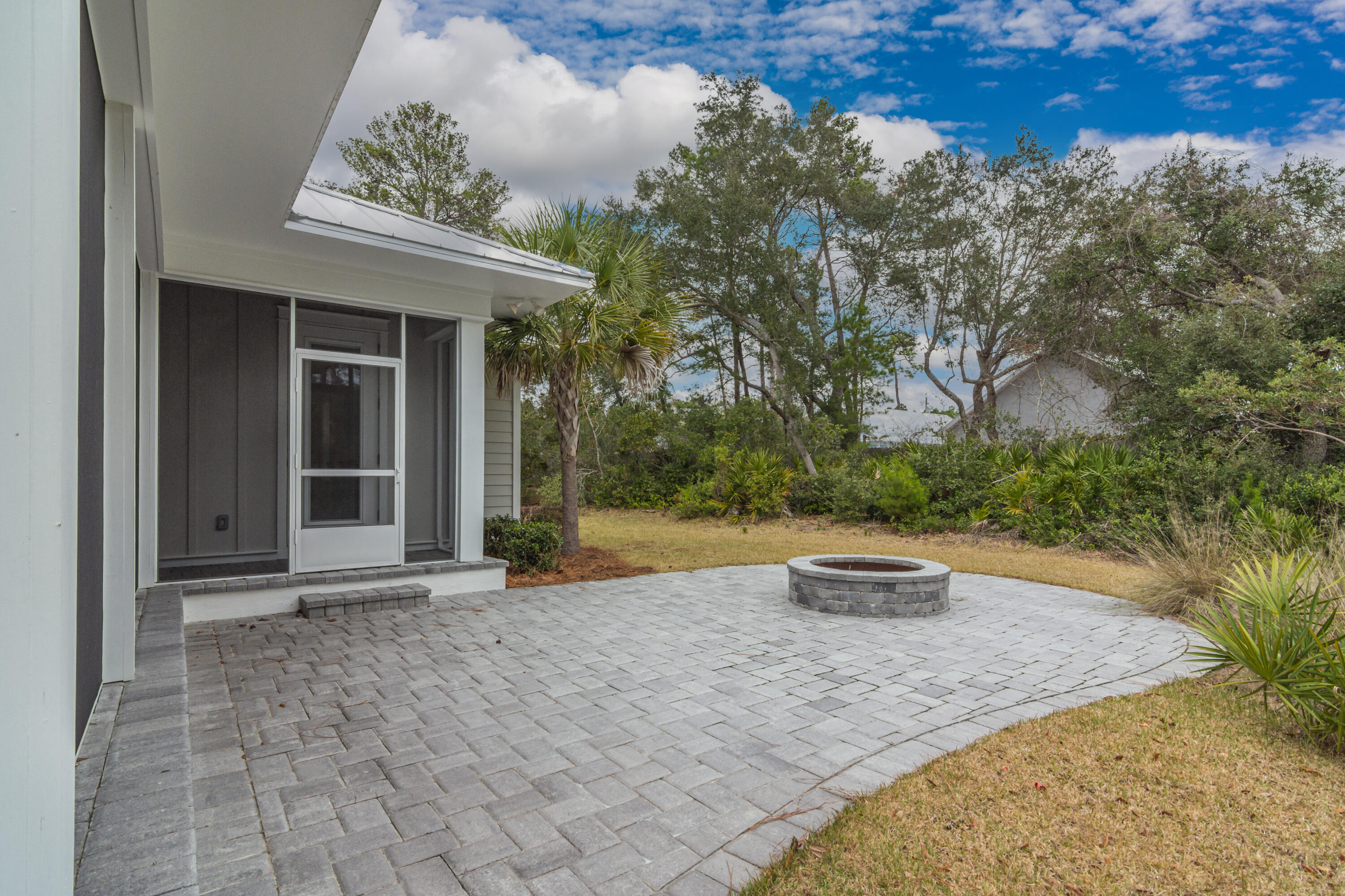 WHITES GULFVIEW ESTATES 2ND ADDN - Residential