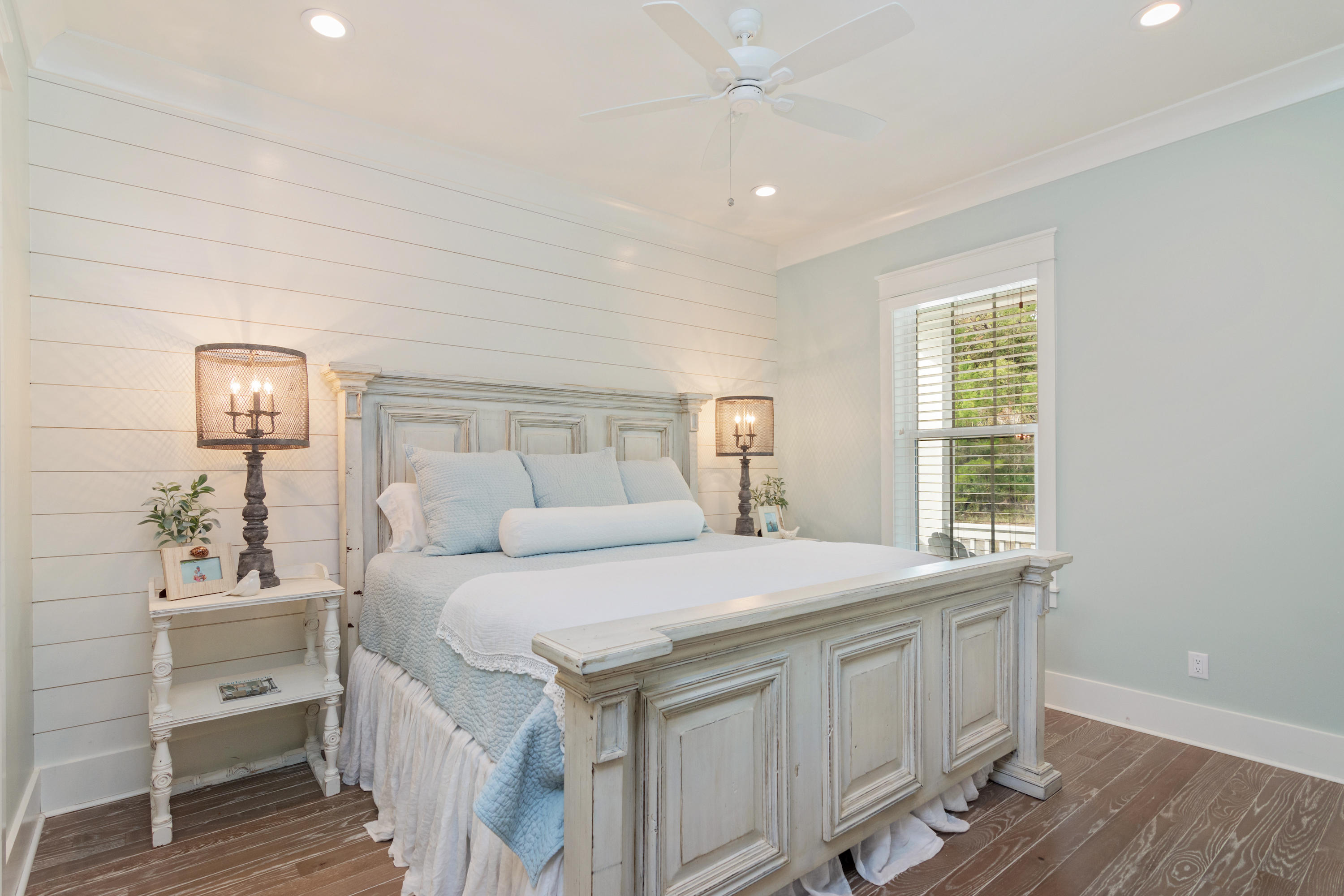 WHITES GULFVIEW ESTATES 2ND ADDN - Residential