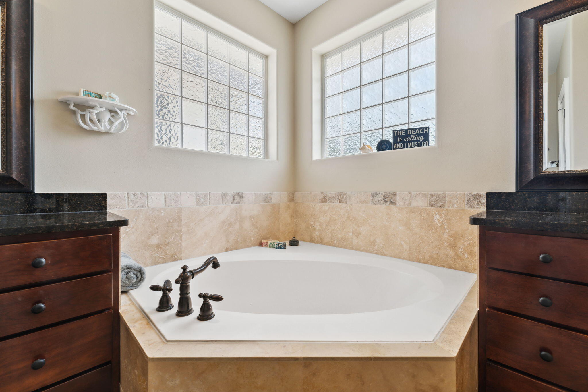 CALUSA BAY S/D - Residential