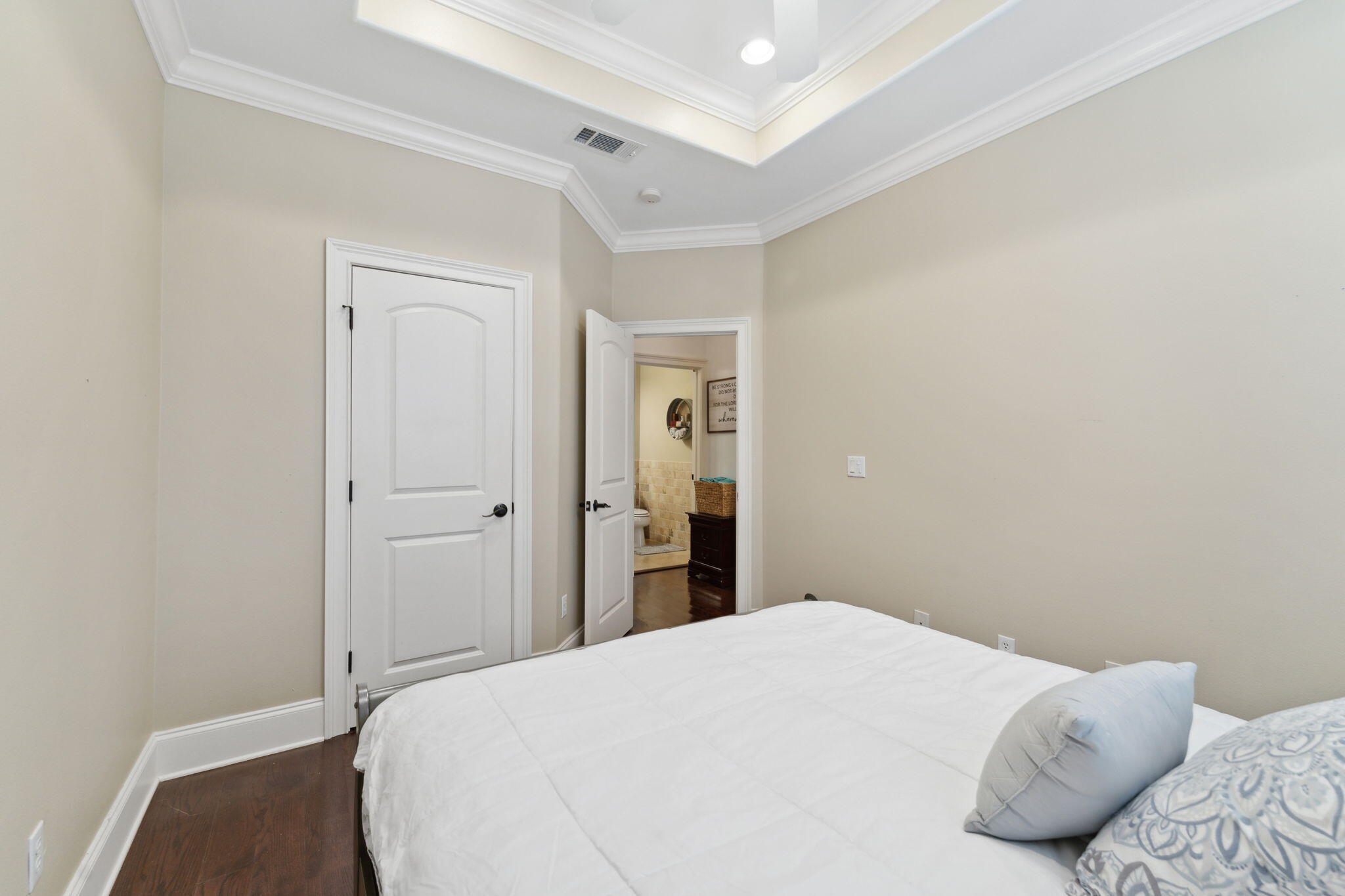 CALUSA BAY S/D - Residential