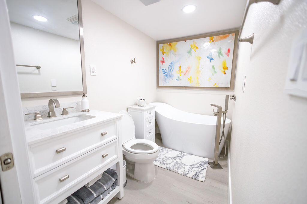 CHEROKEE ACRES - Residential