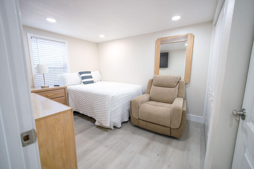 CHEROKEE ACRES - Residential