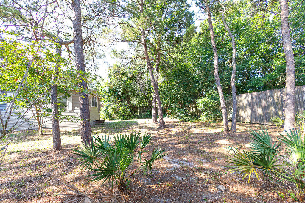 CHEROKEE ACRES - Residential