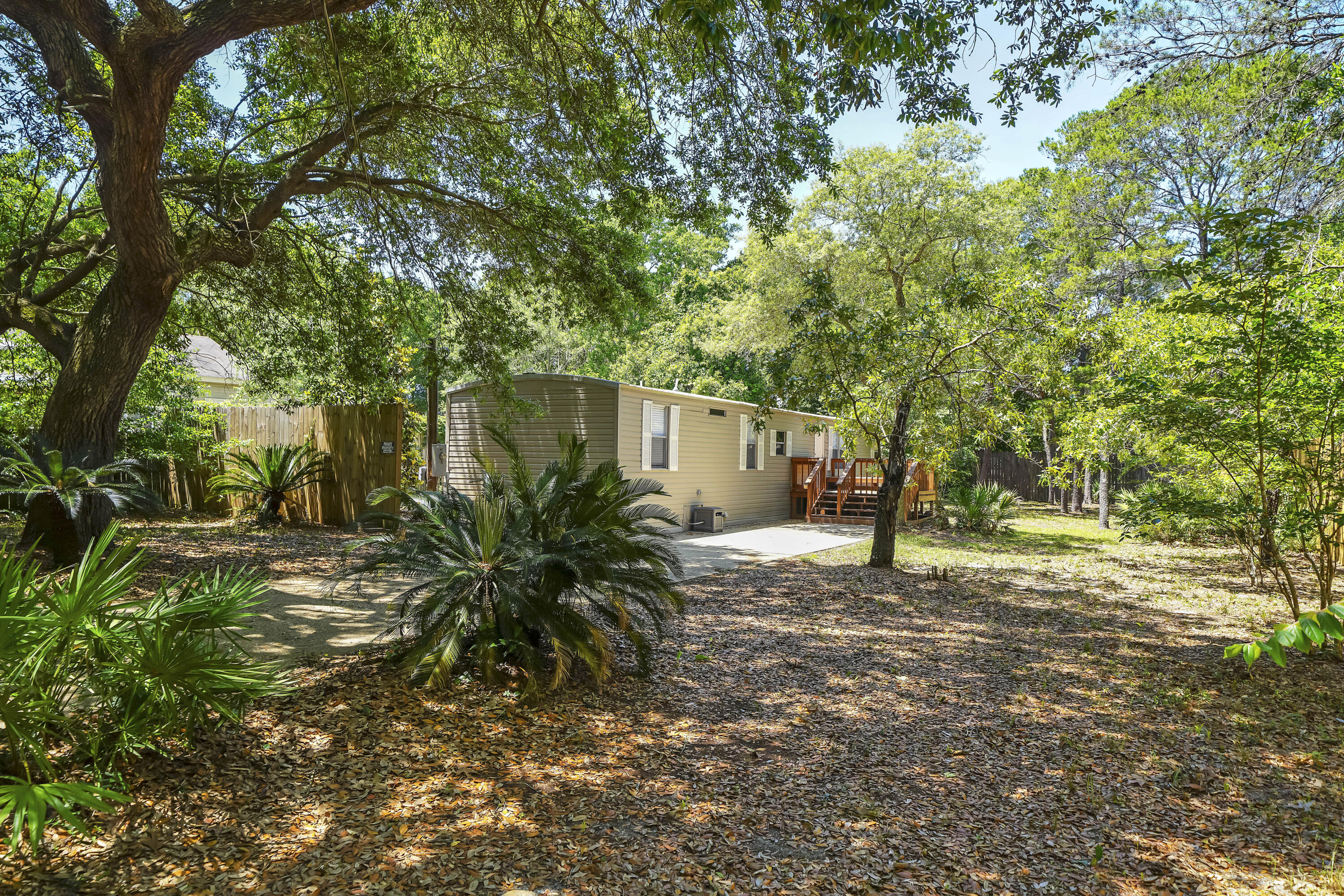 CHEROKEE ACRES - Residential