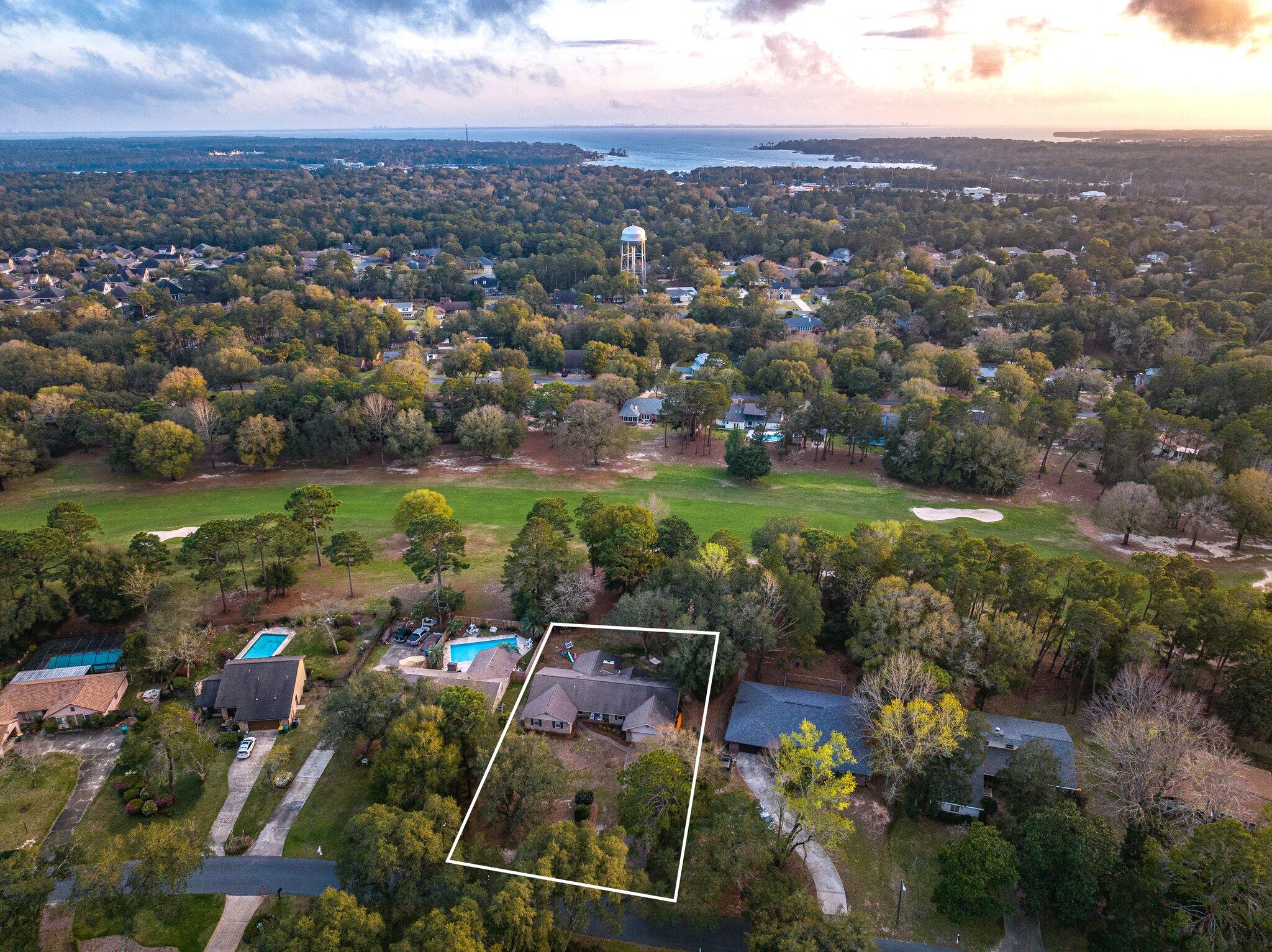 ROCKY BAYOU ESTATES 01 - Residential Lease