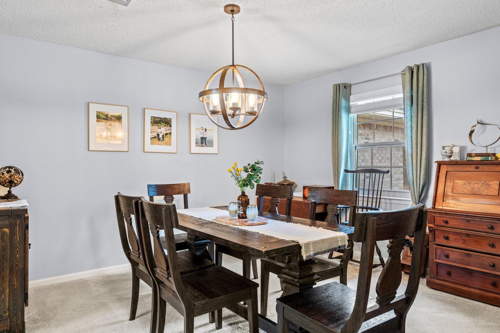 ROCKY BAYOU ESTATES 01 - Residential Lease