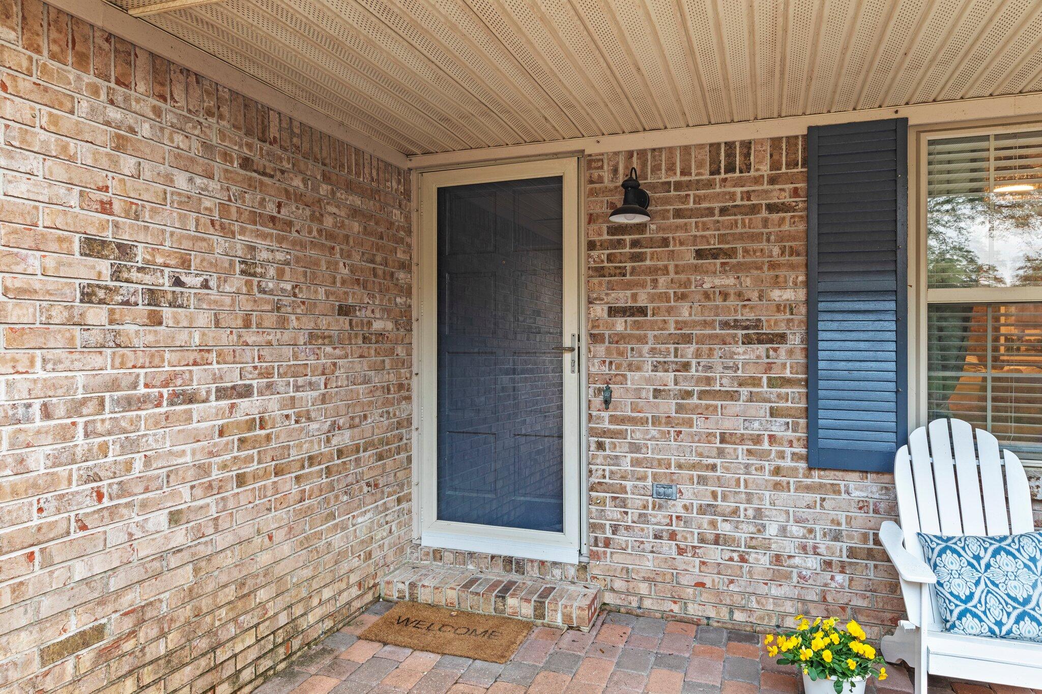 ROCKY BAYOU ESTATES 01 - Residential Lease