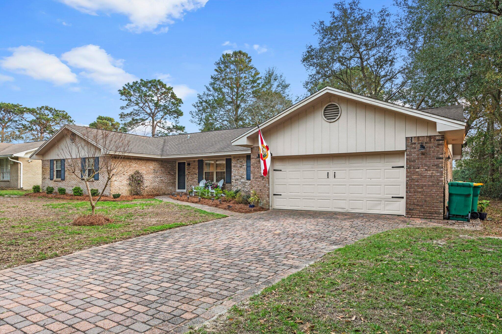 ROCKY BAYOU ESTATES 01 - Residential Lease