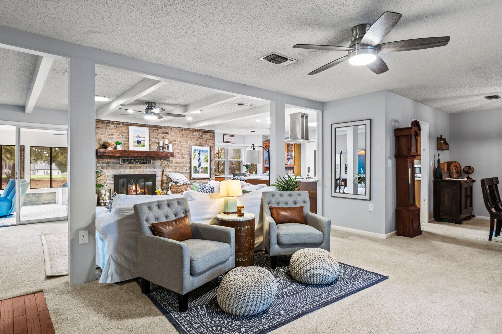 ROCKY BAYOU ESTATES 01 - Residential Lease