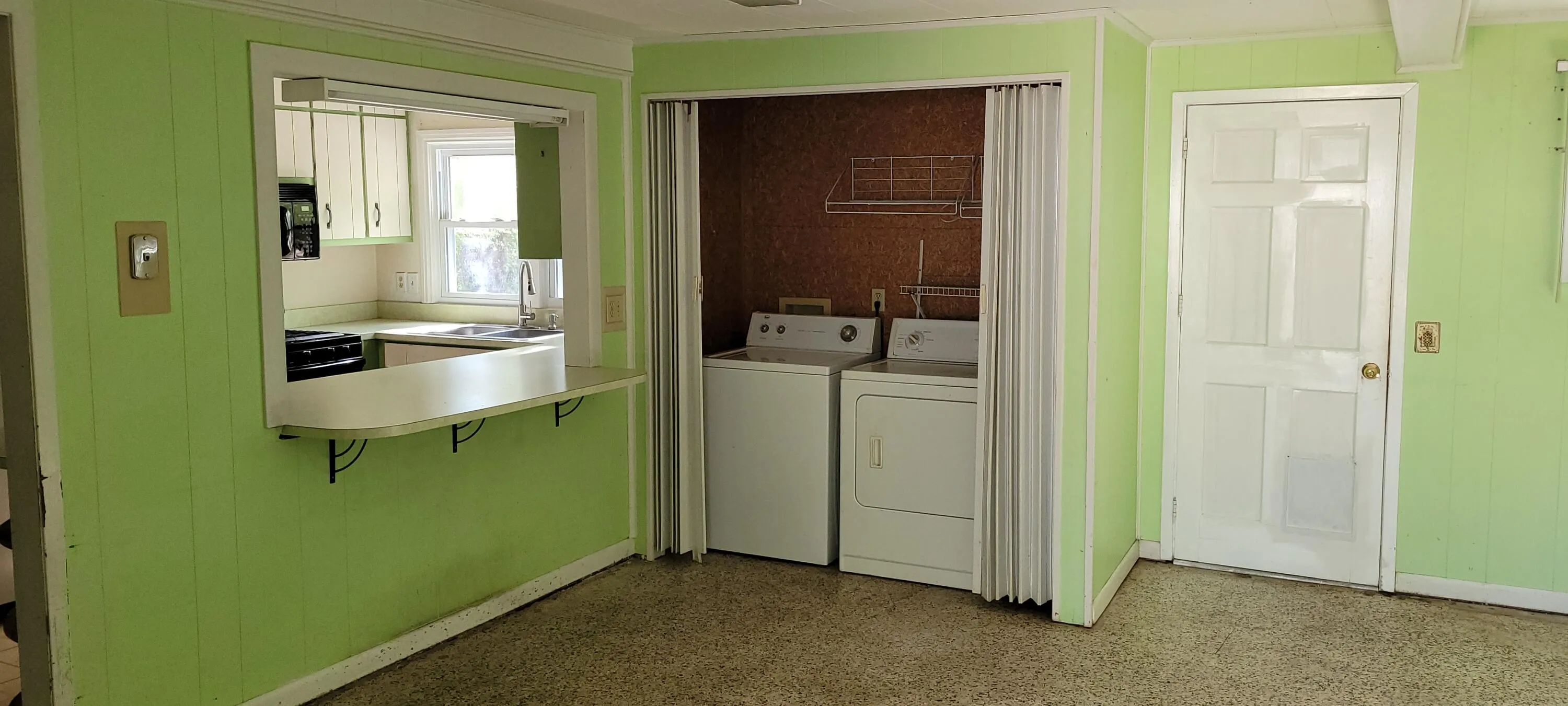 Valparaiso, Florida 32580, United States, 3 Bedrooms Bedrooms, ,2 BathroomsBathrooms,Residential,Pending,12636