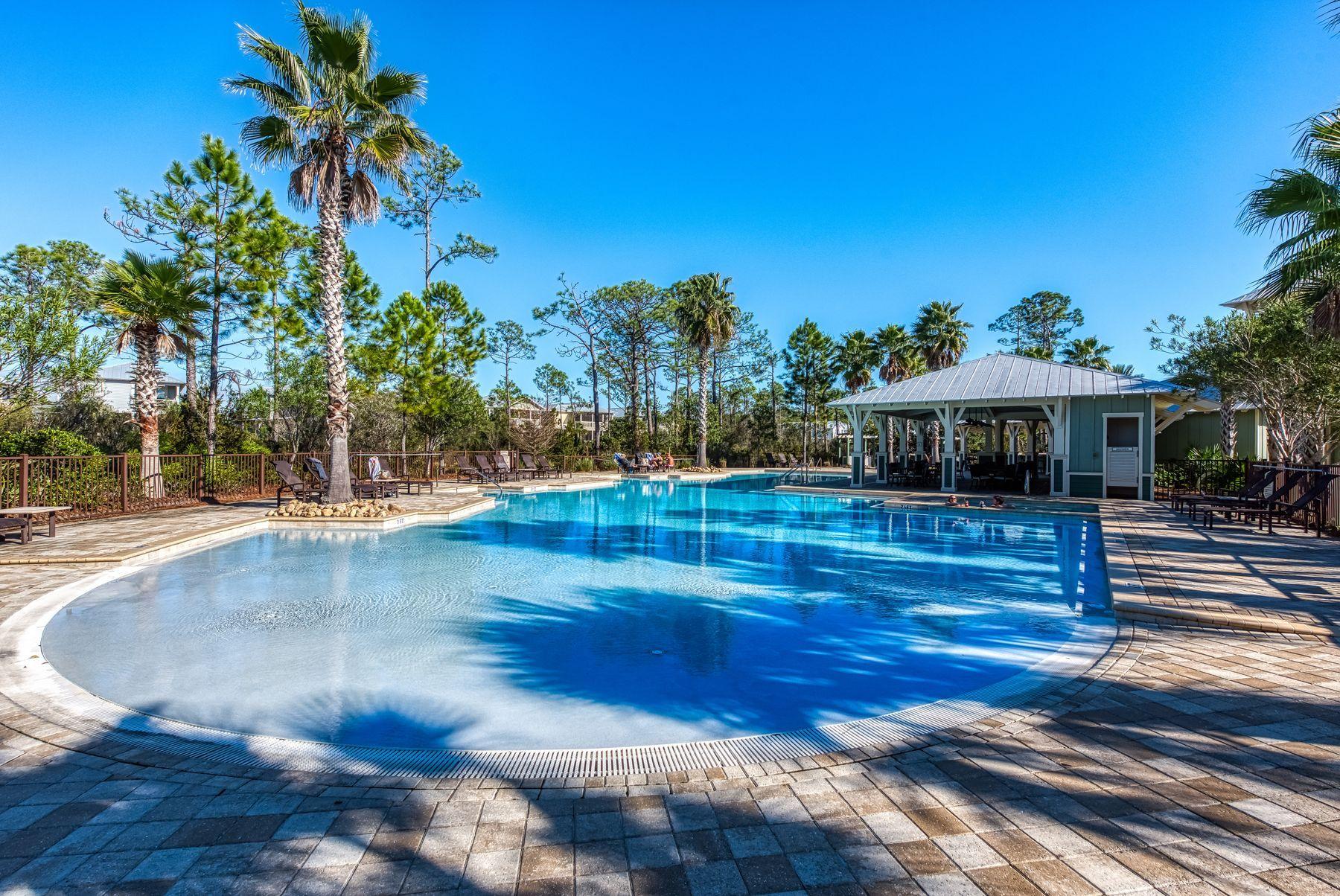 NATUREWALK AT SEAGROVE - Residential